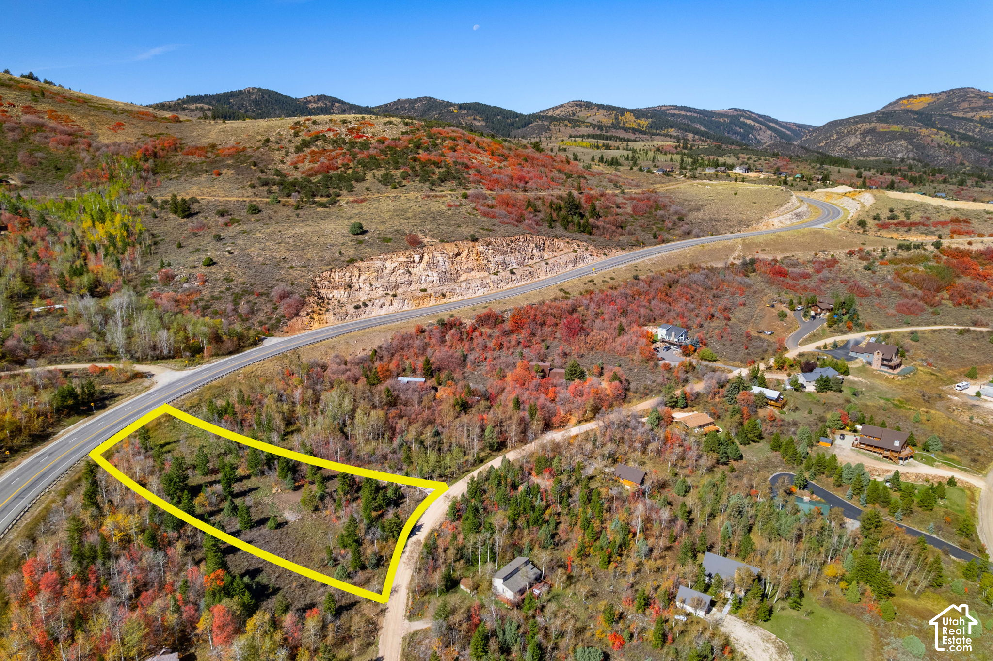 main property photo 16