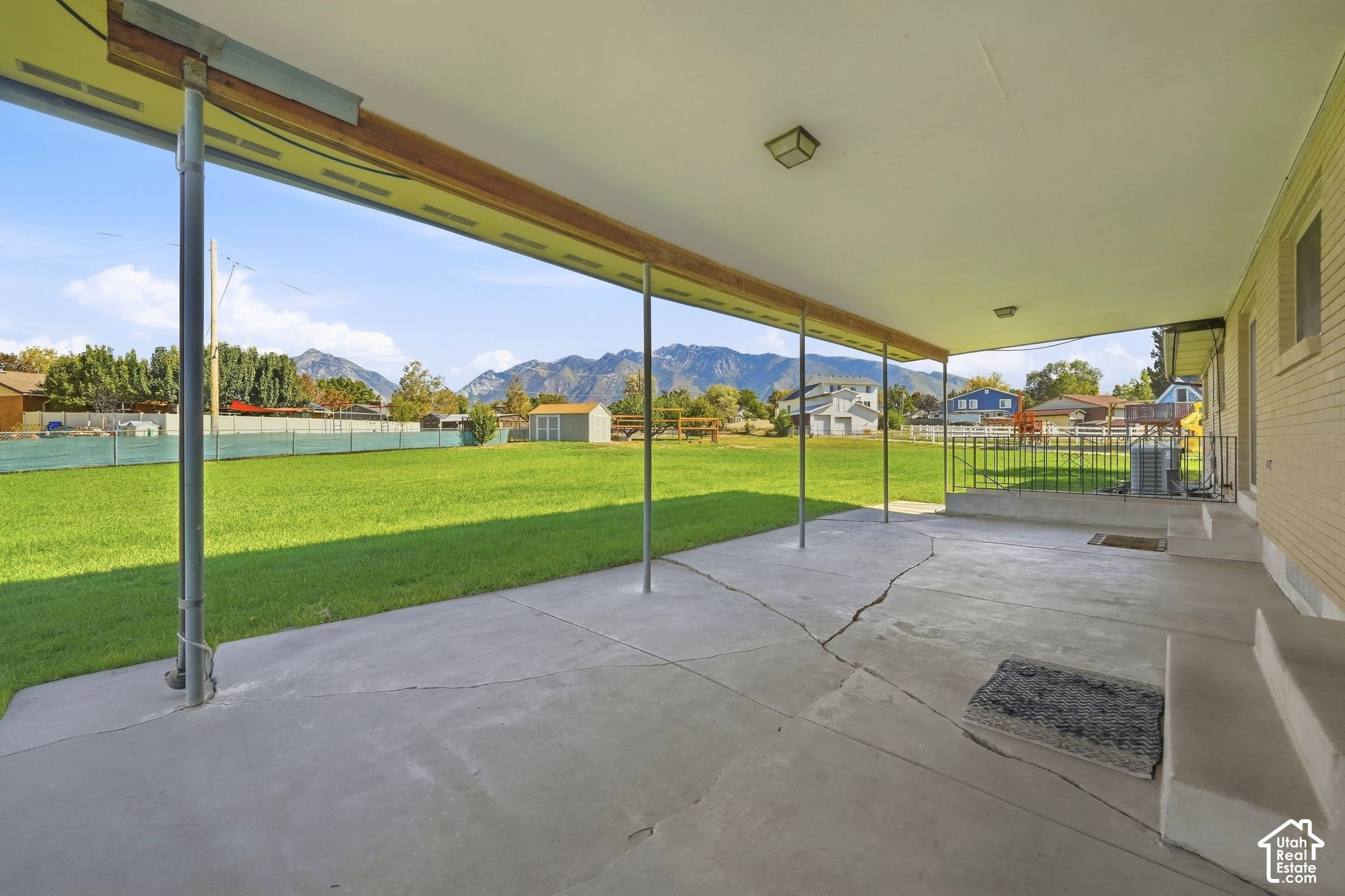 main property photo 39