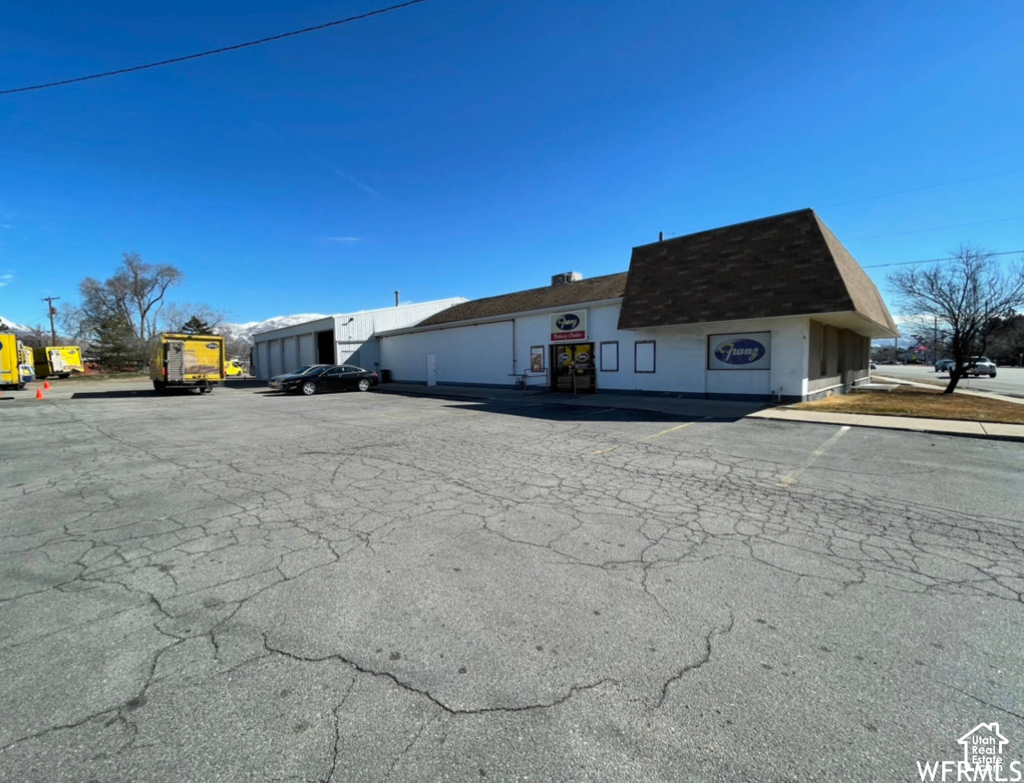 main property photo 0