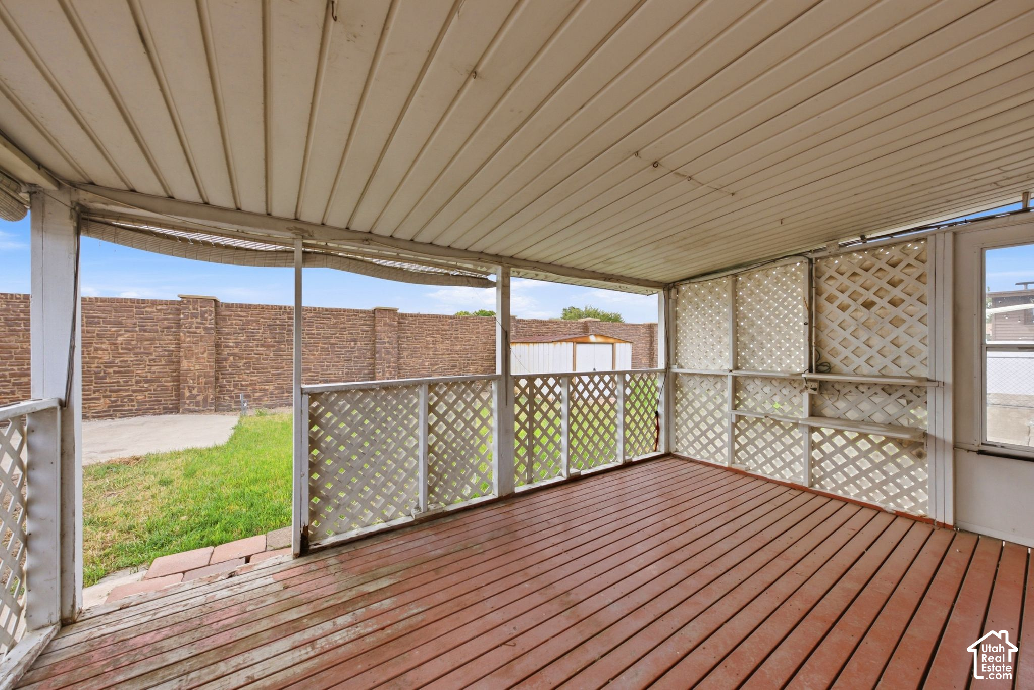 main property photo 30
