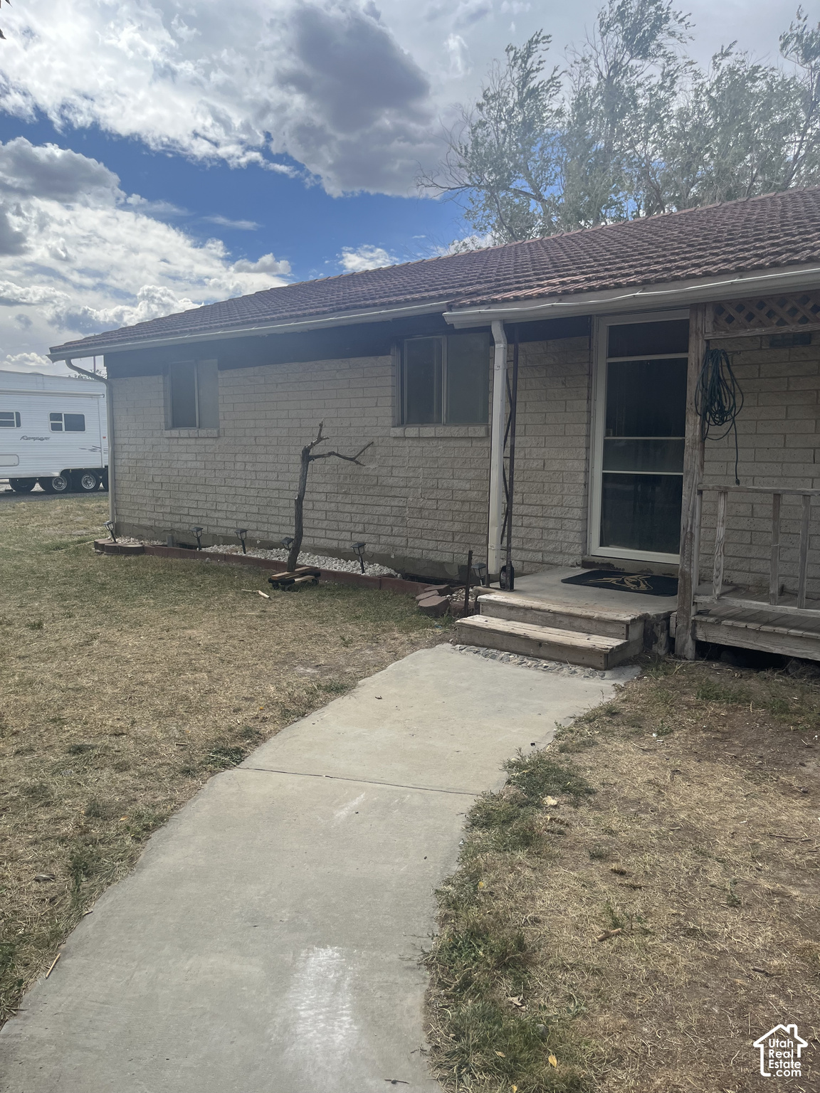 main property photo 0