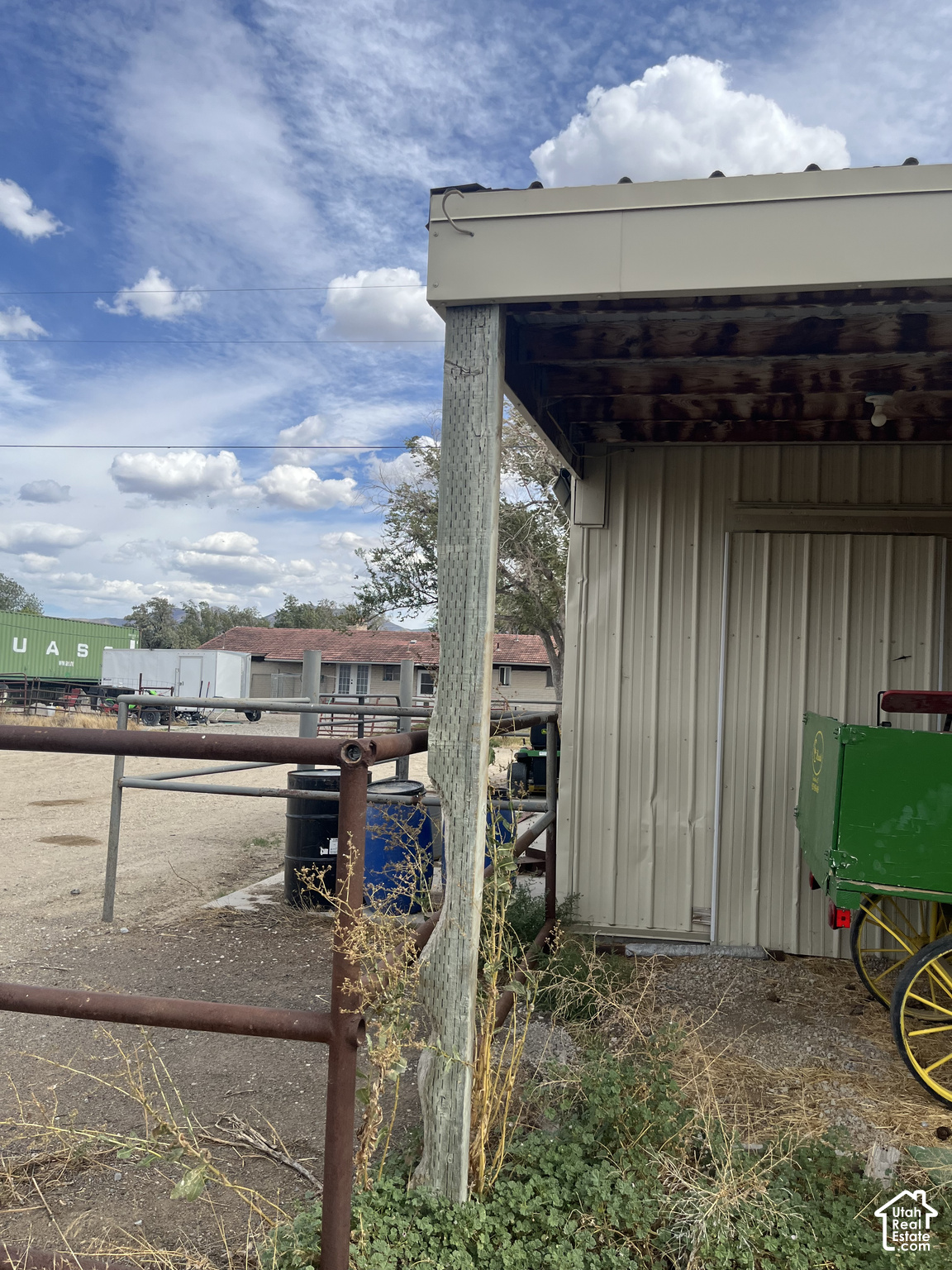 main property photo 35