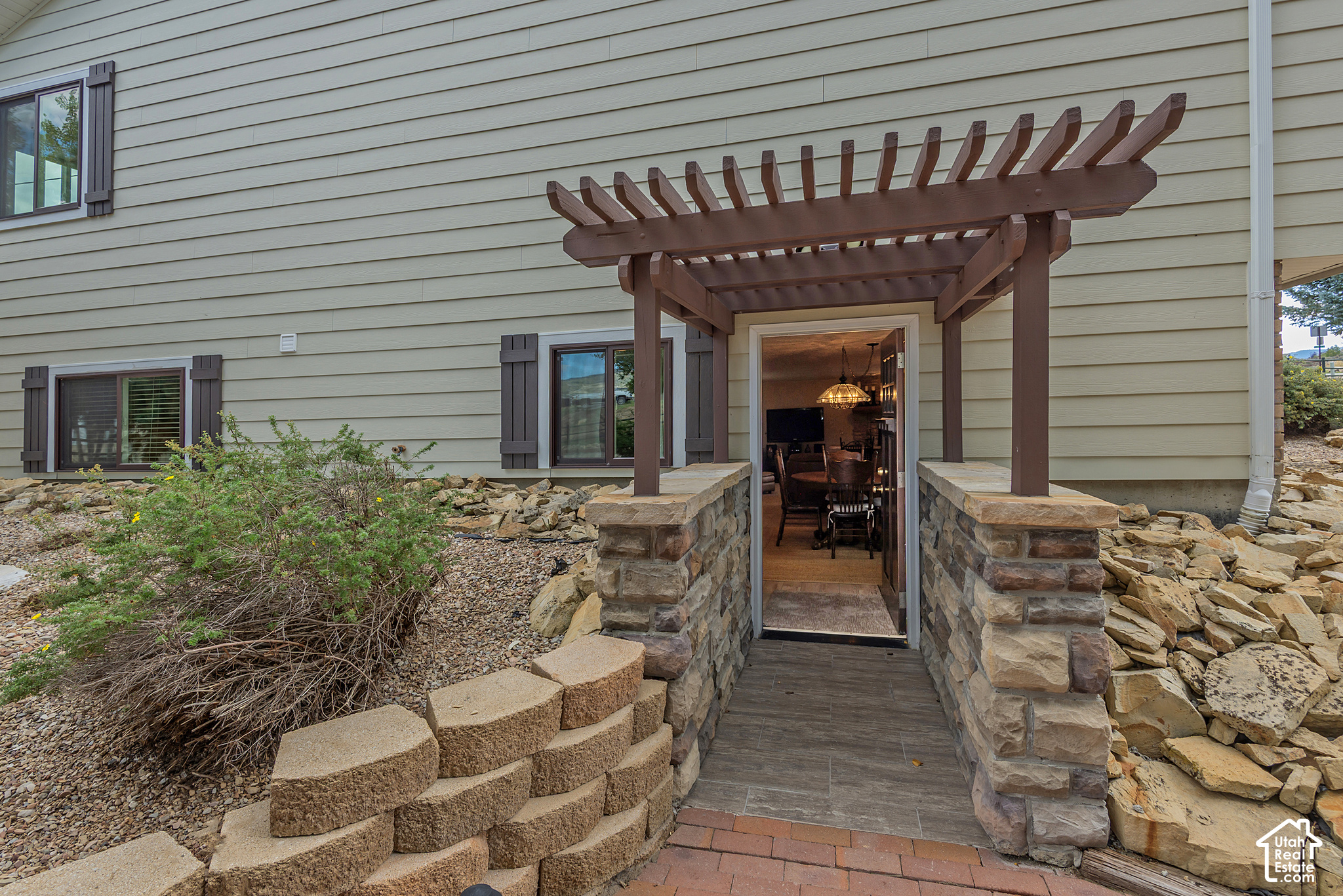 main property photo 47