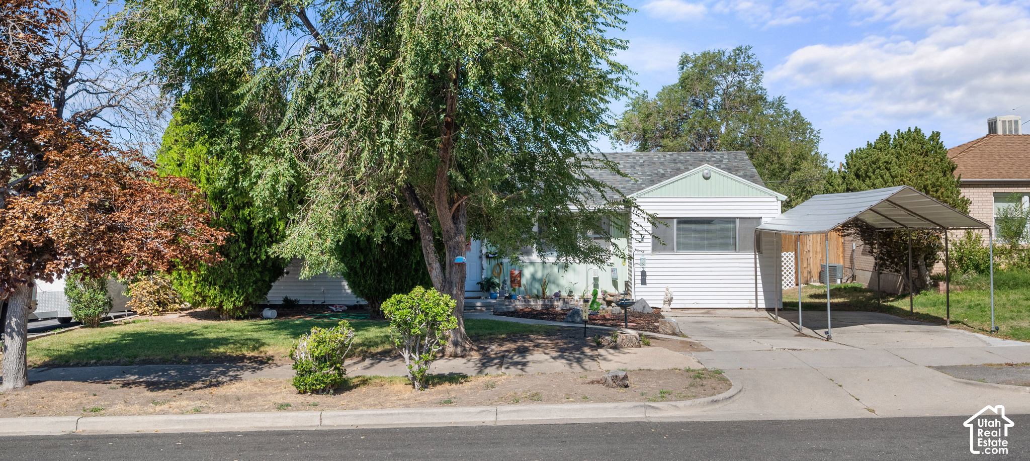 main property photo 0