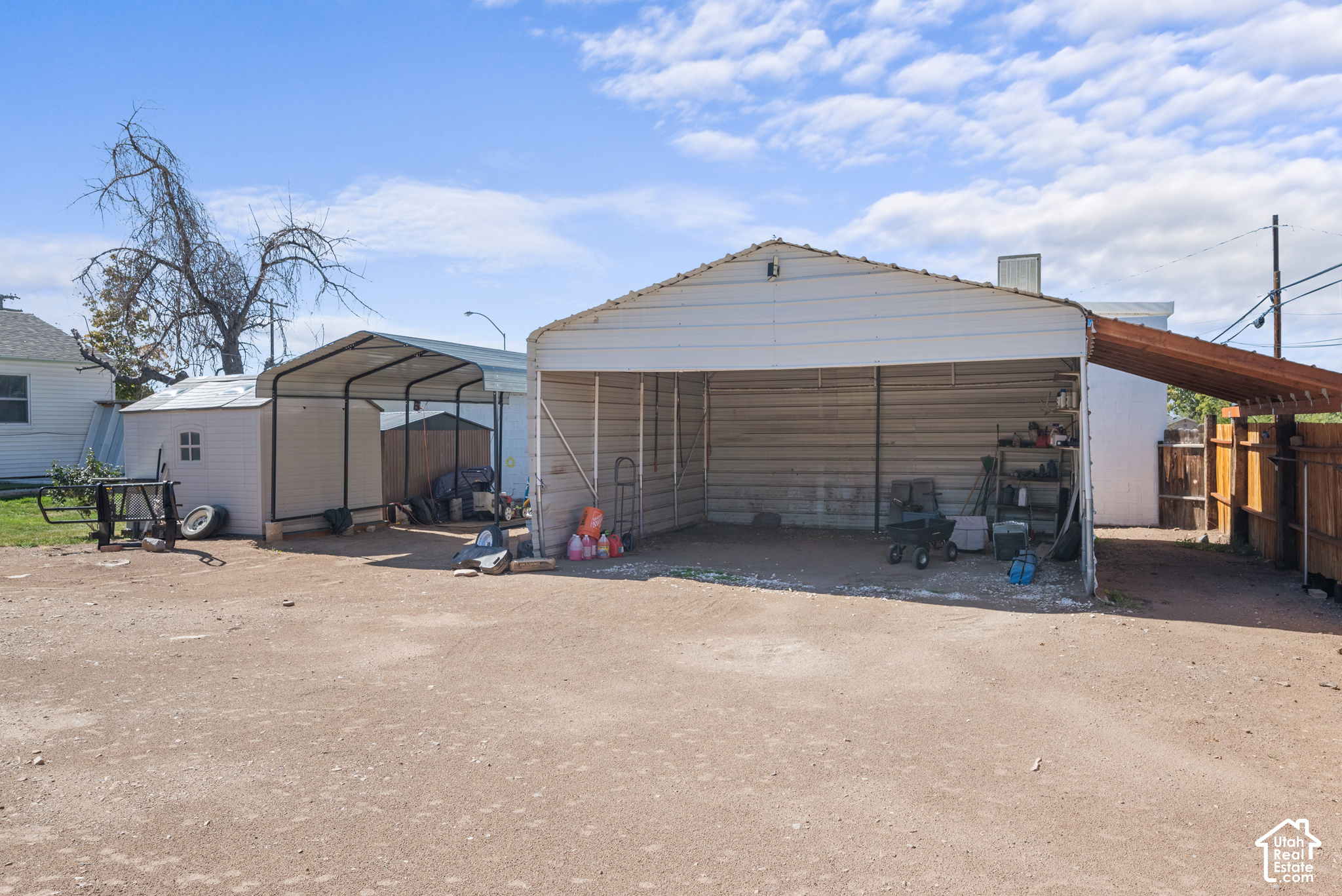 main property photo 18