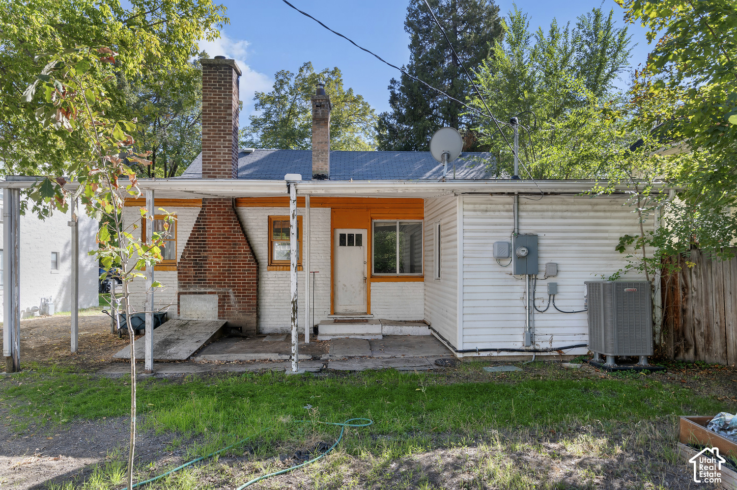 main property photo 20