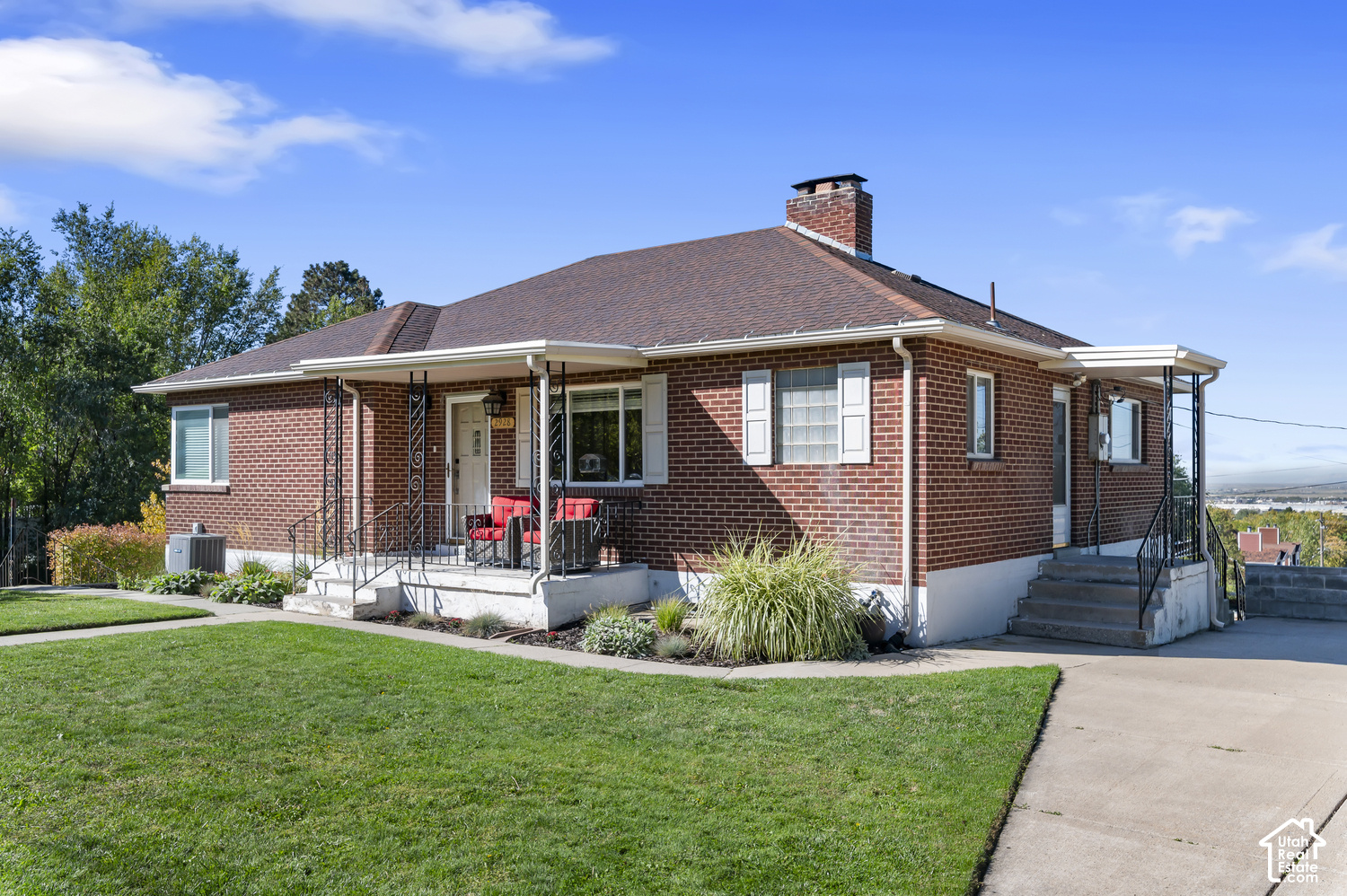 main property photo 0