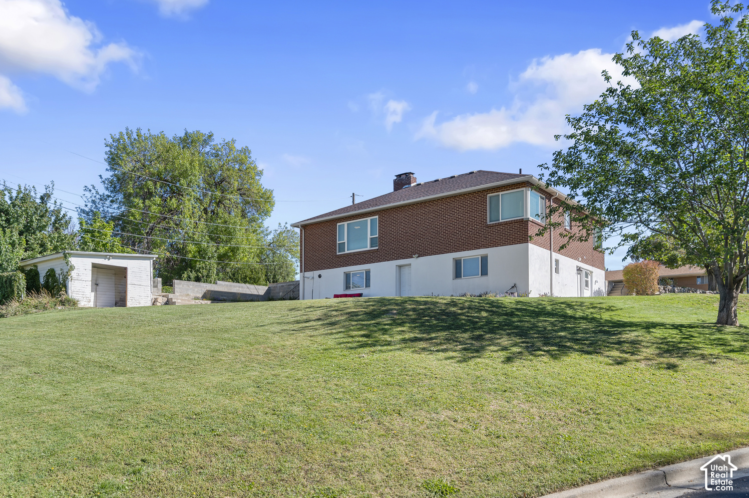 main property photo 35