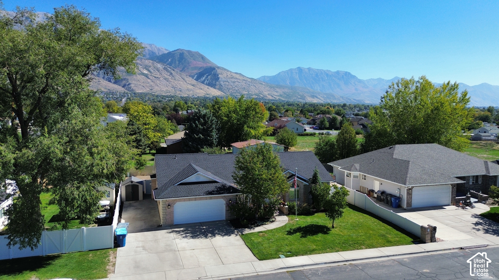 main property photo 50