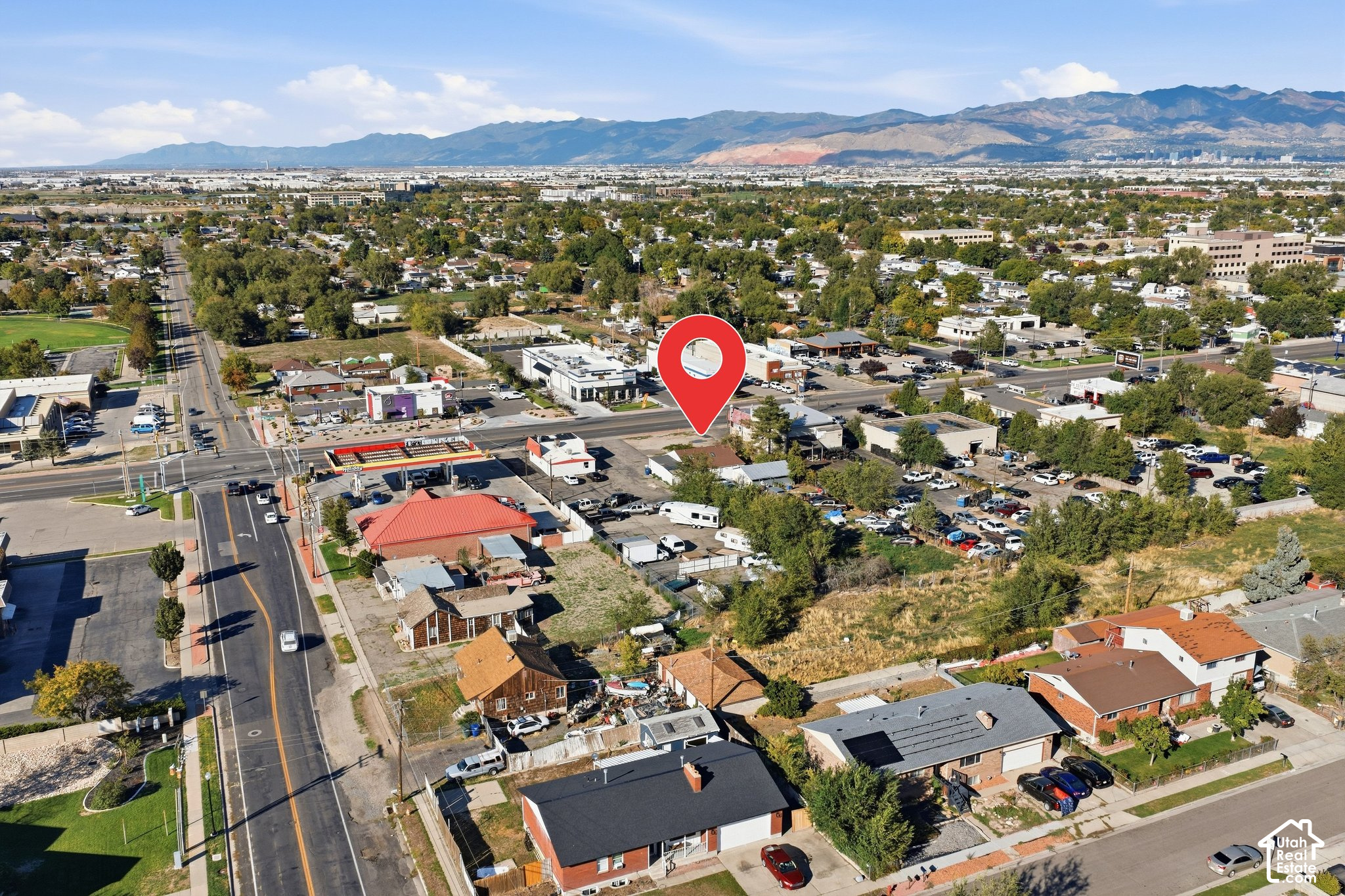 main property photo 23