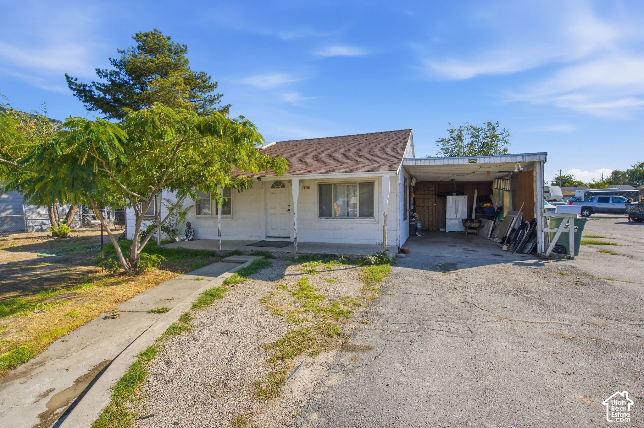 main property photo 30