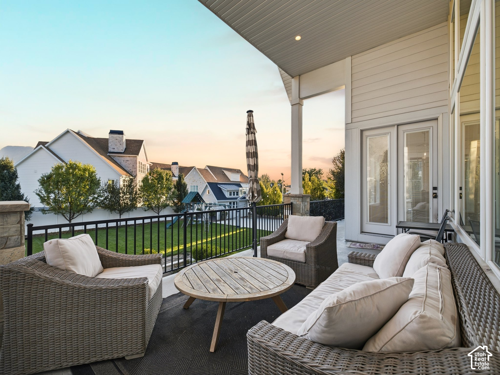 main property photo 19
