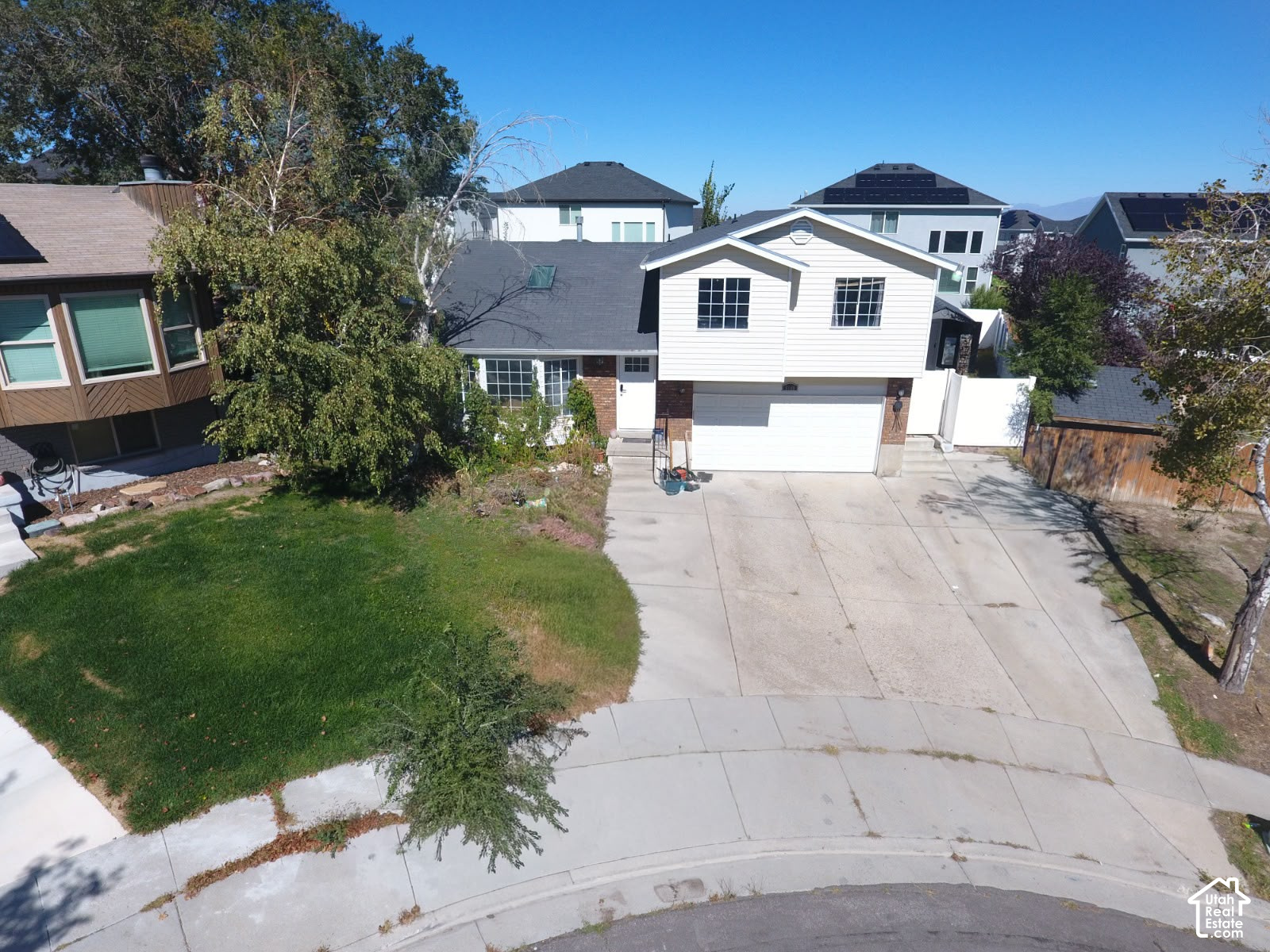 main property photo 0