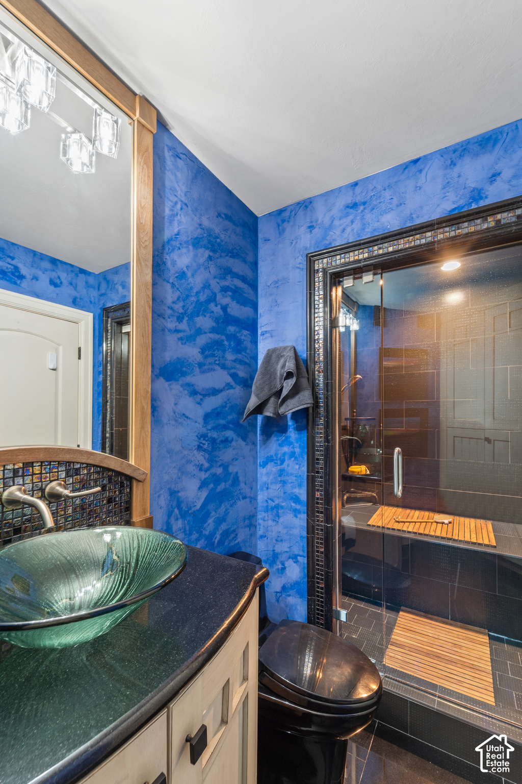 main property photo 60