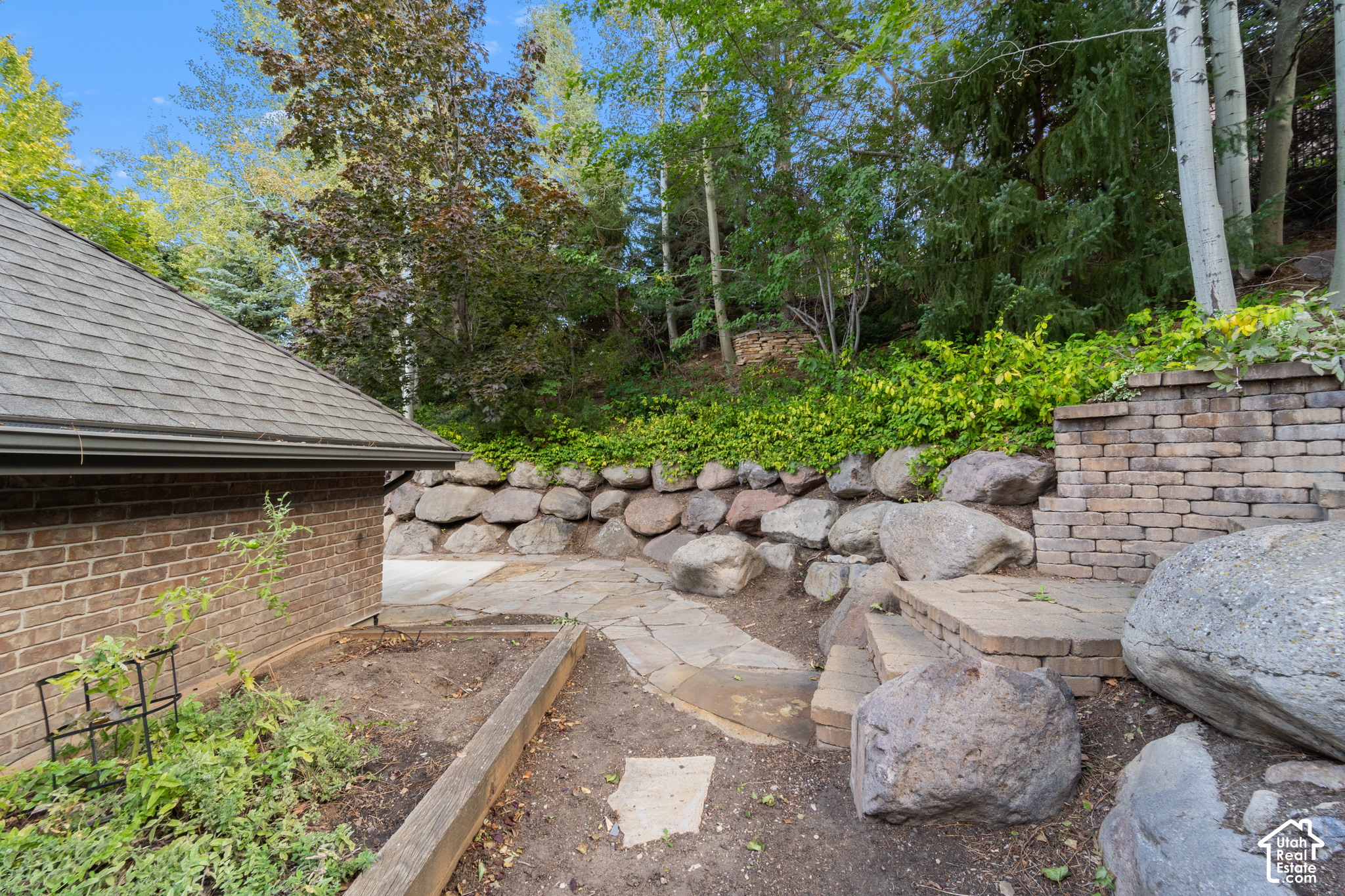 main property photo 82