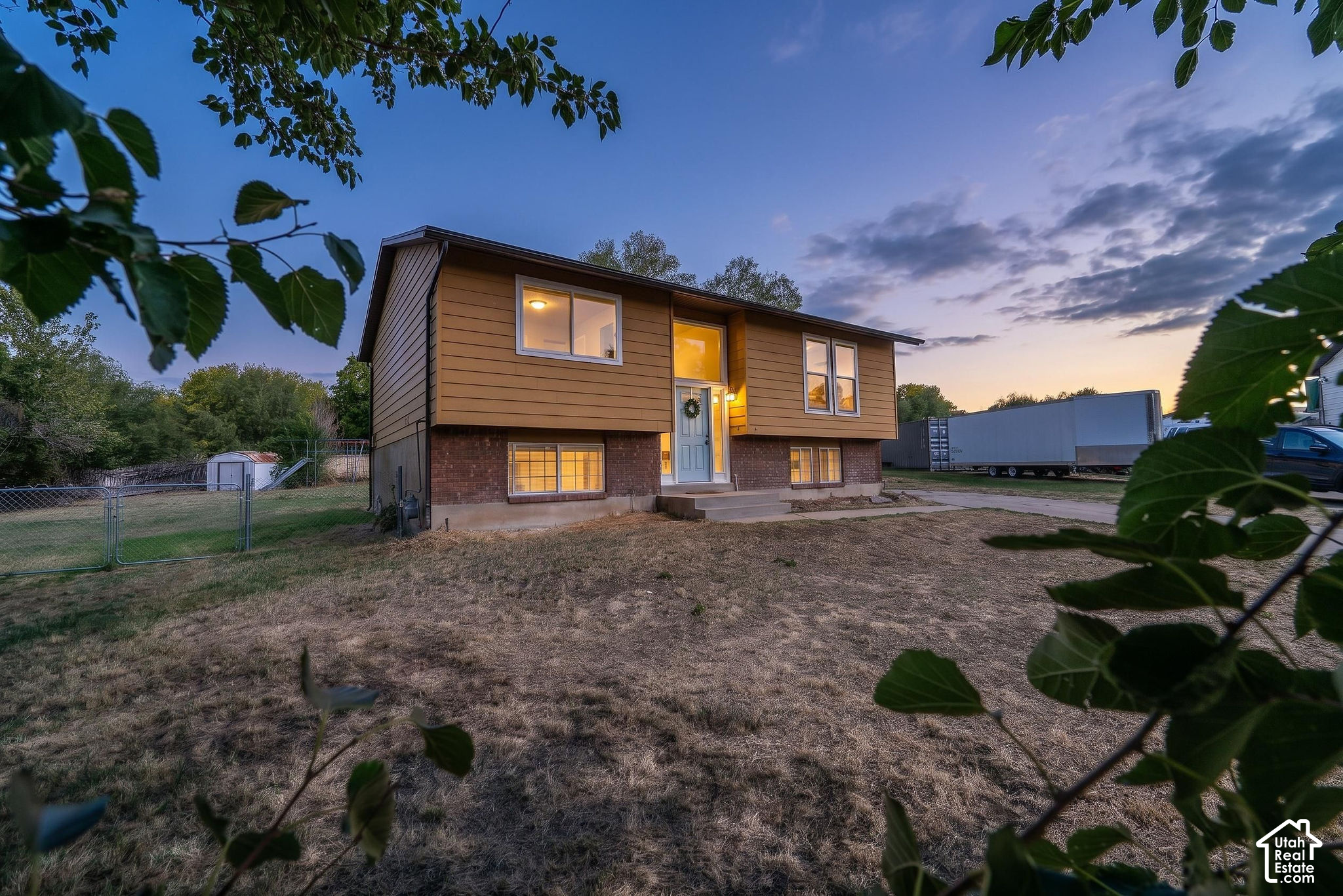 main property photo 0