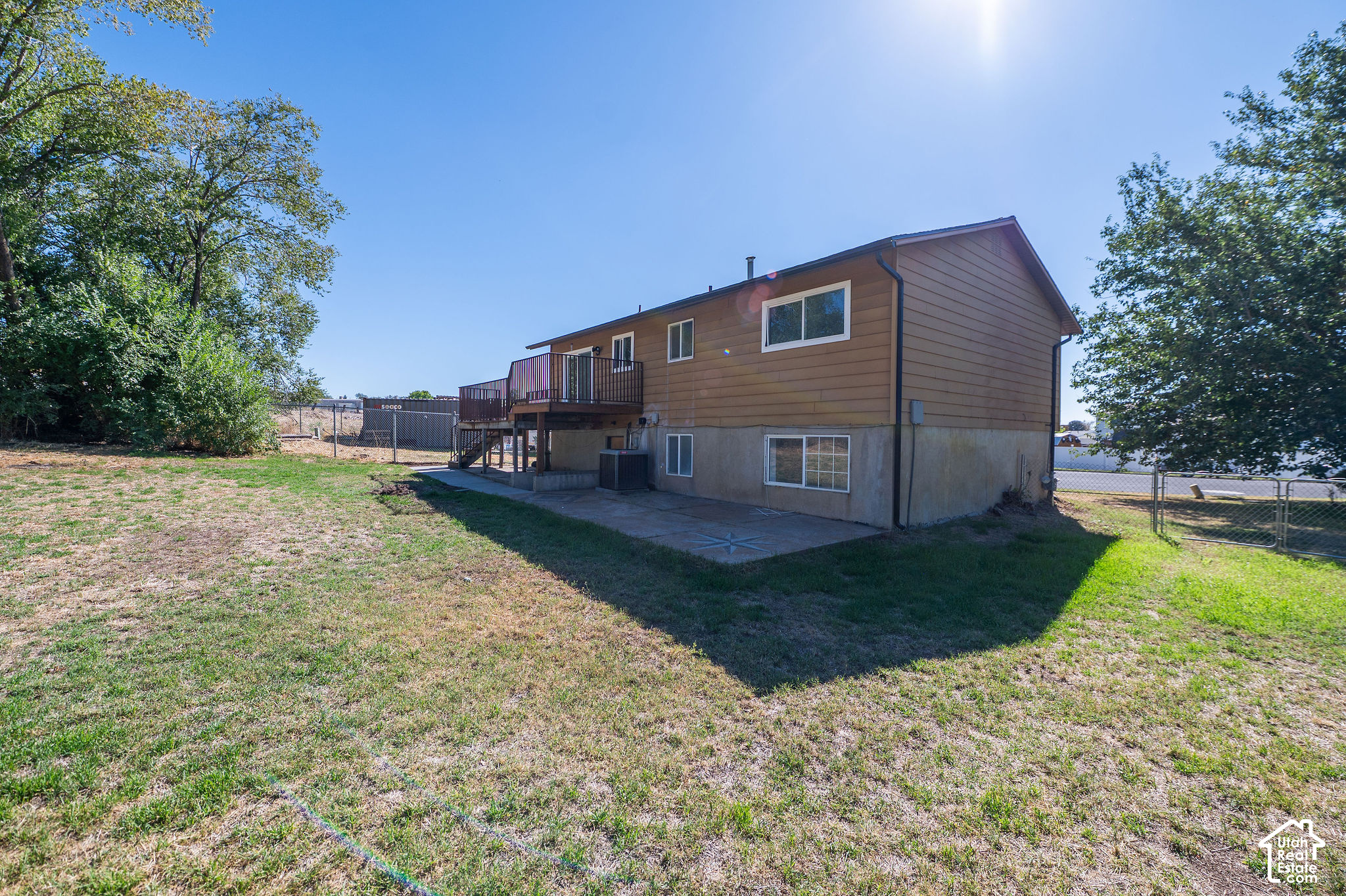 main property photo 31