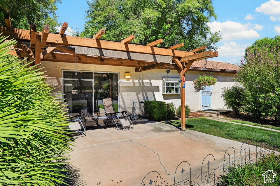 main property photo 19