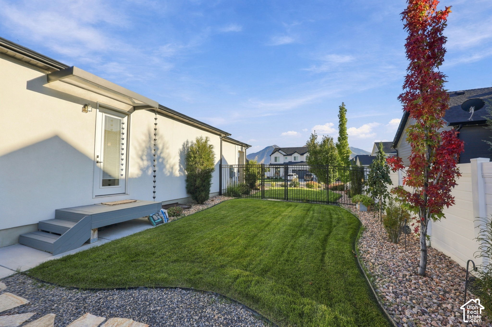 main property photo 26