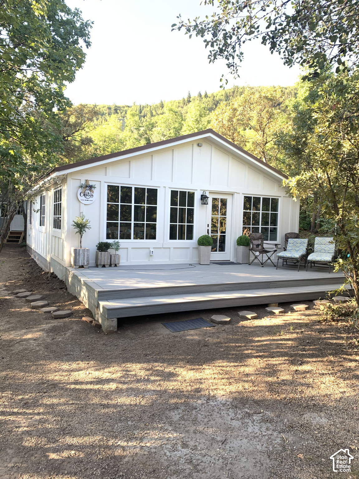 main property photo 0