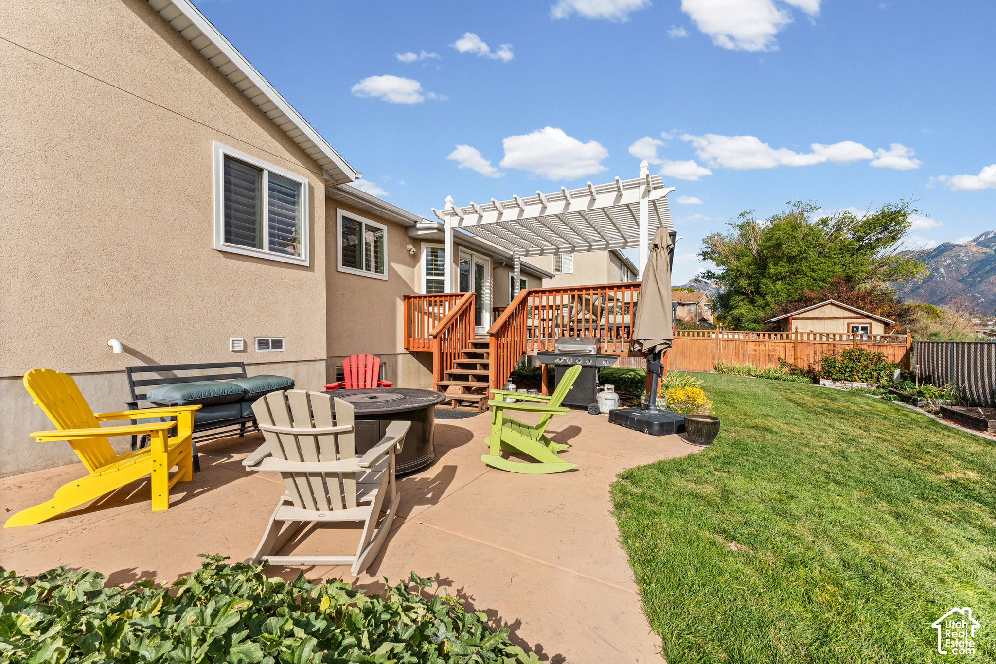 main property photo 33