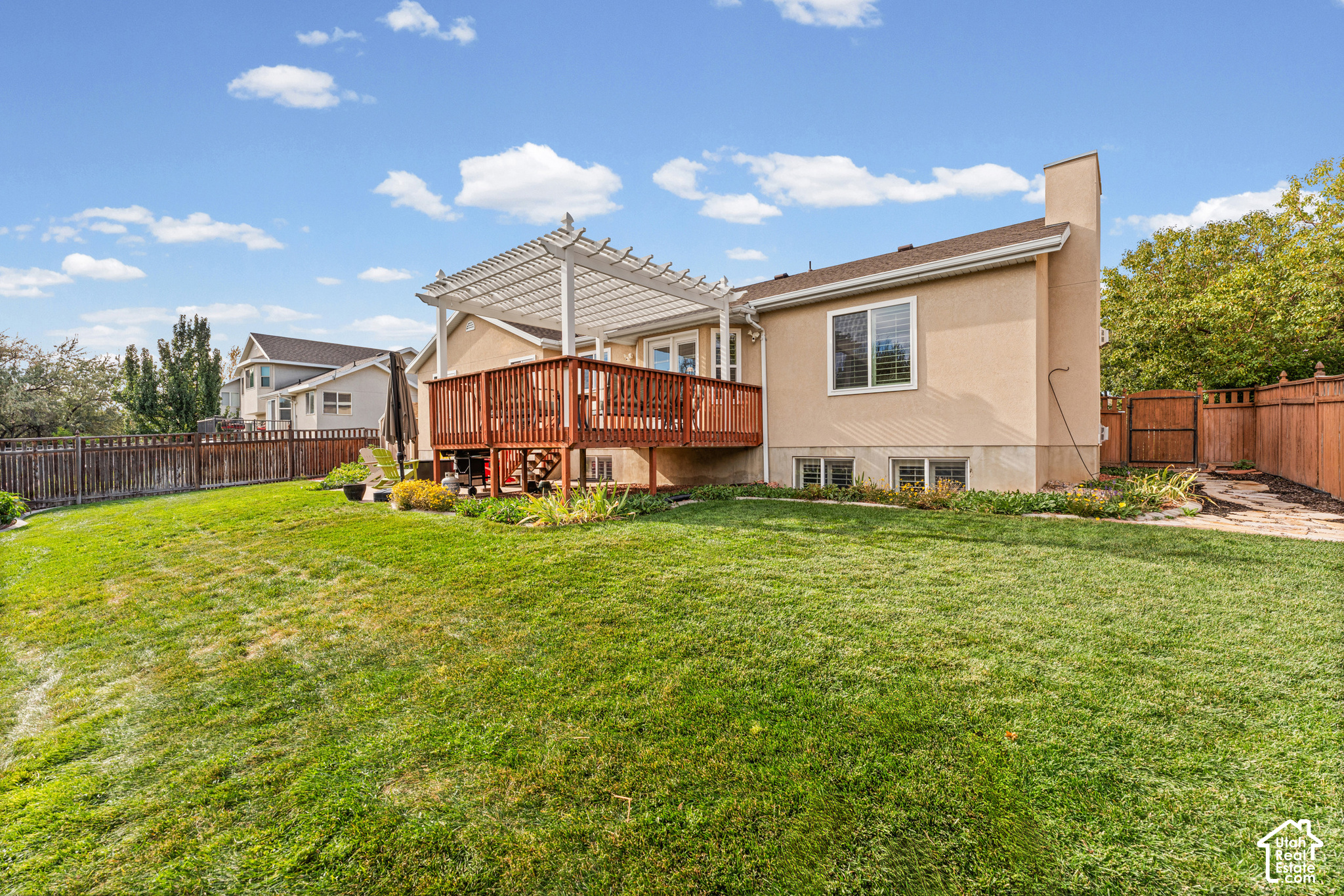 main property photo 35
