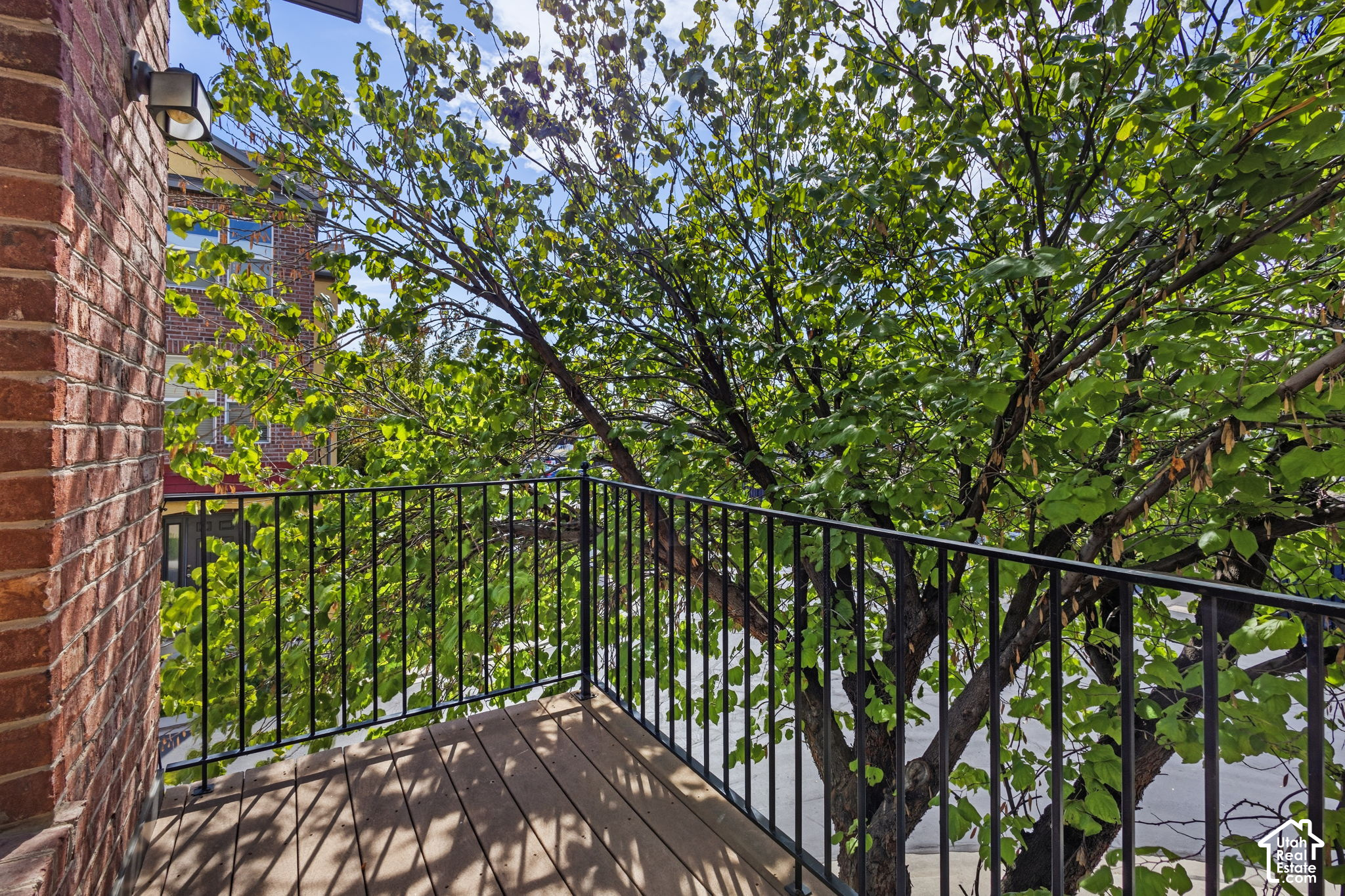 main property photo 30