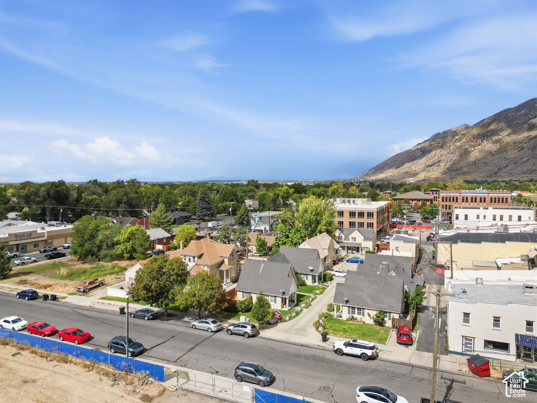 main property photo 19