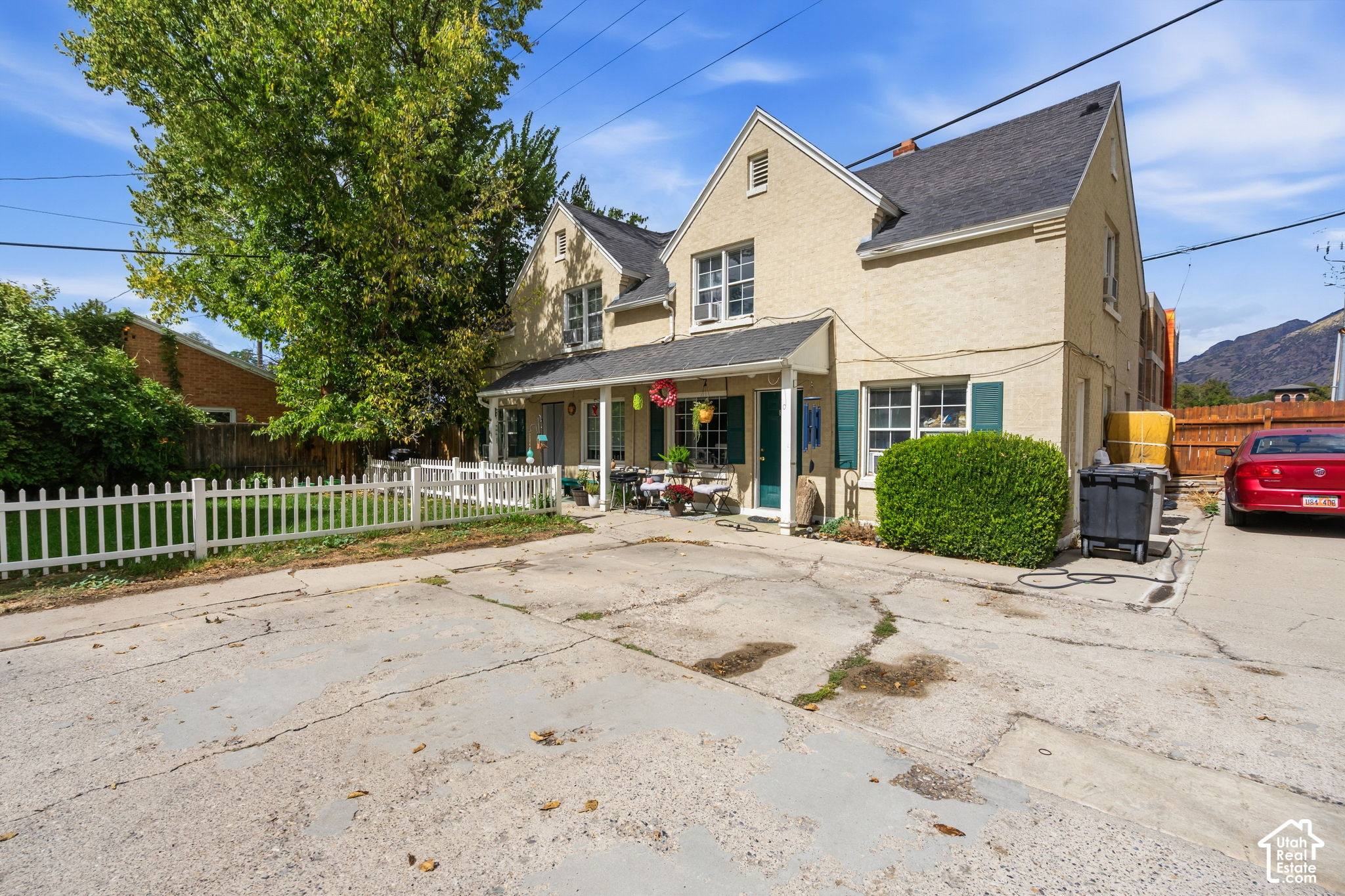 main property photo 7