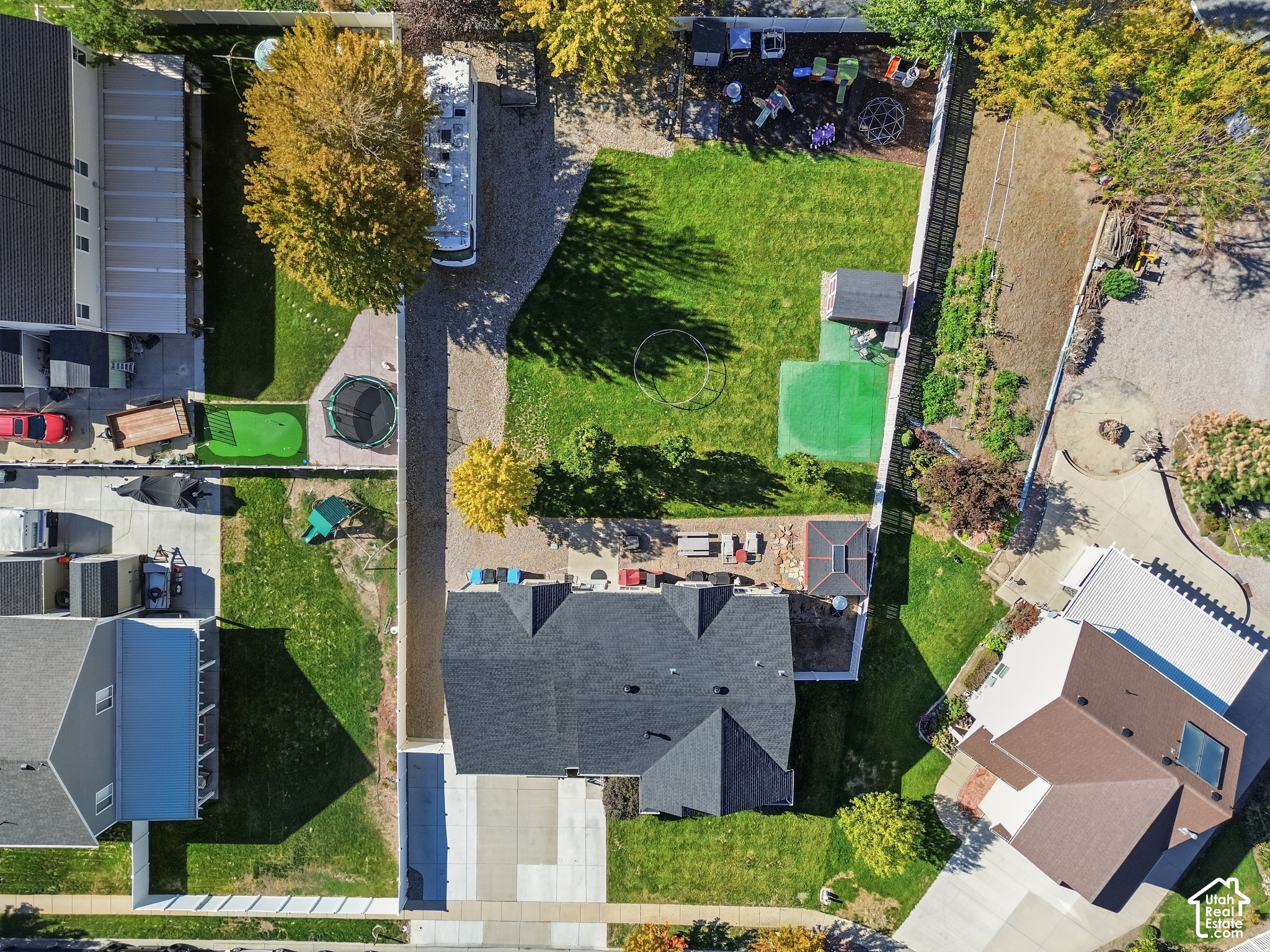 main property photo 8