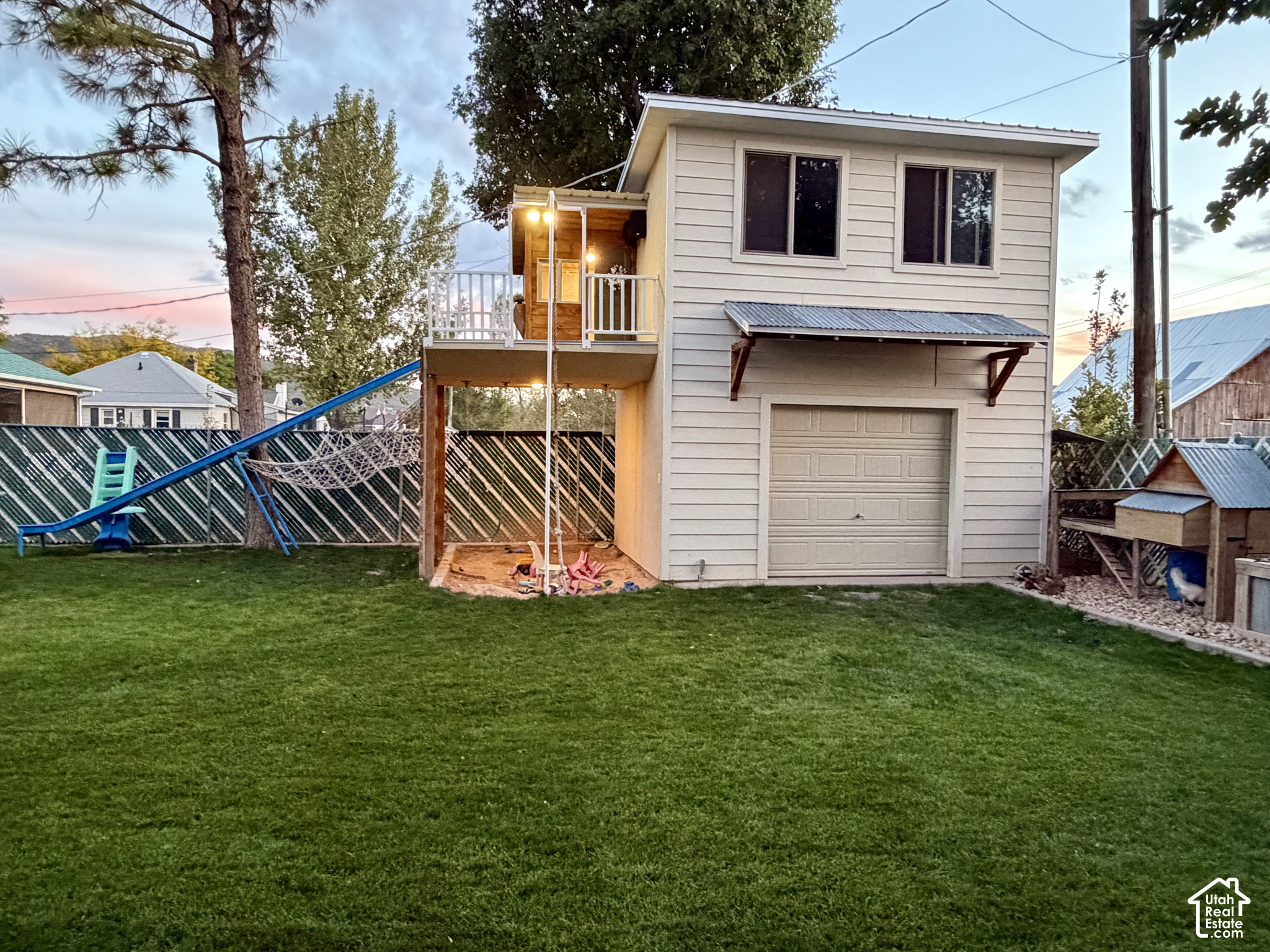 main property photo 37