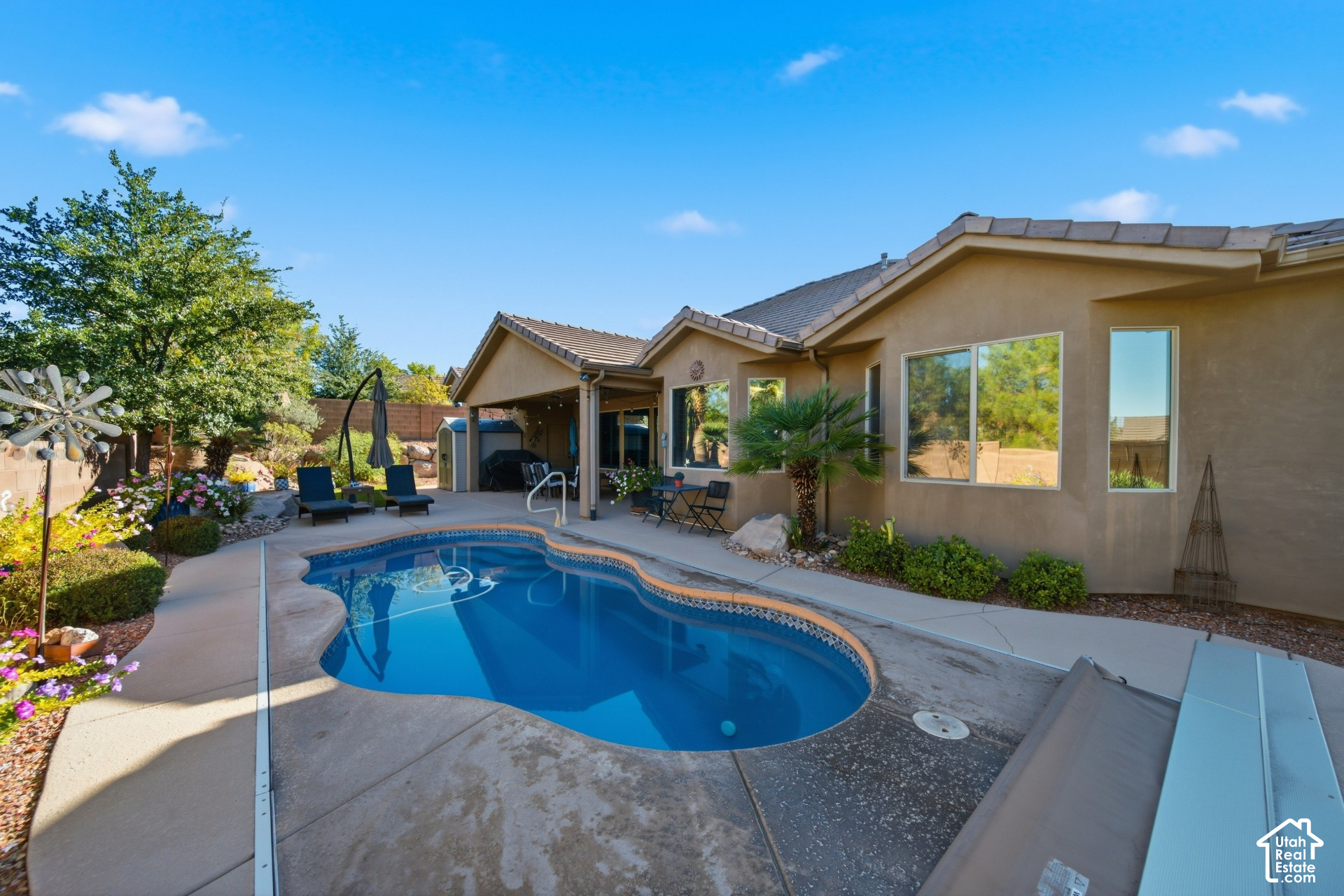 main property photo 44