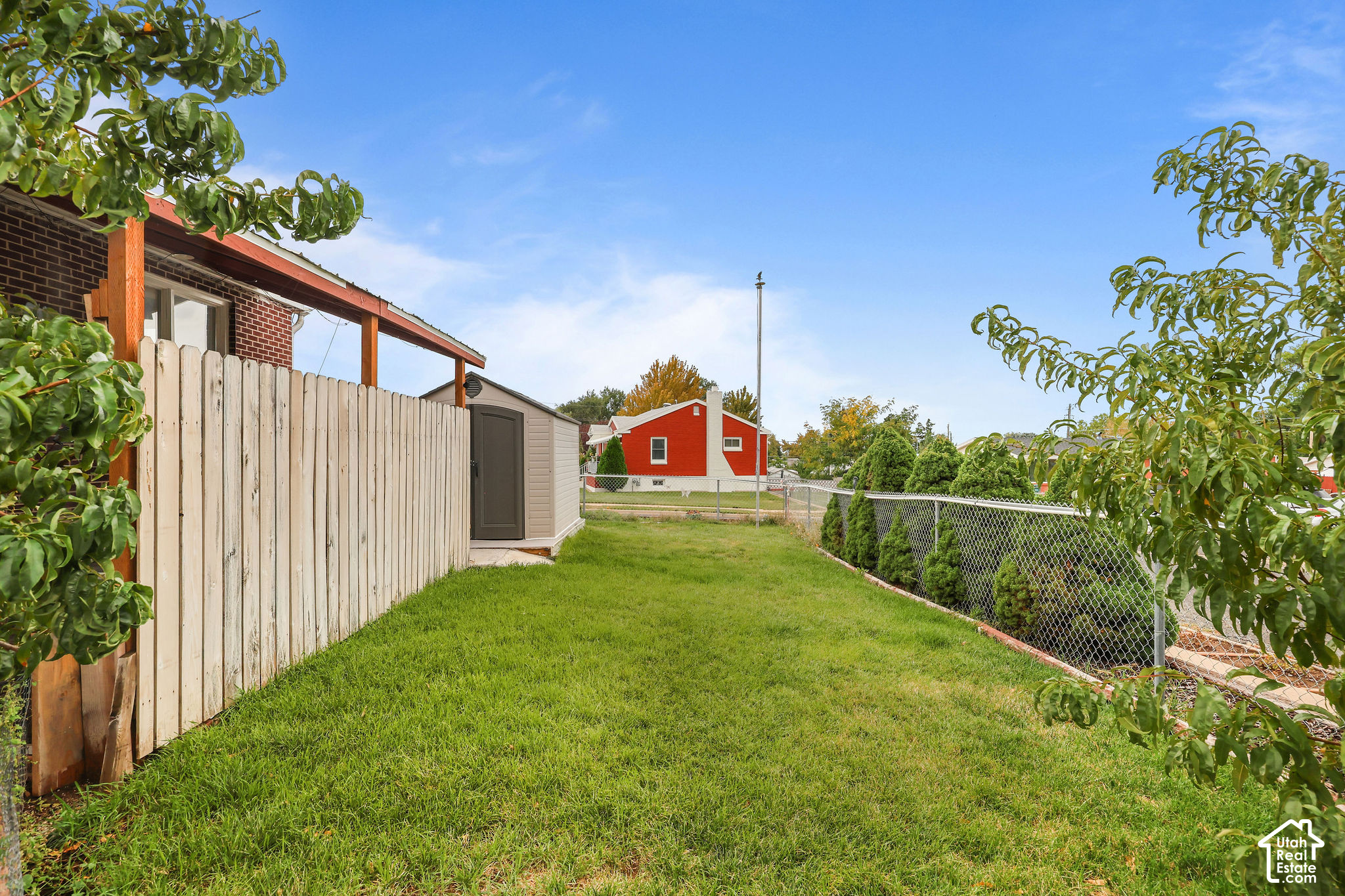 main property photo 27
