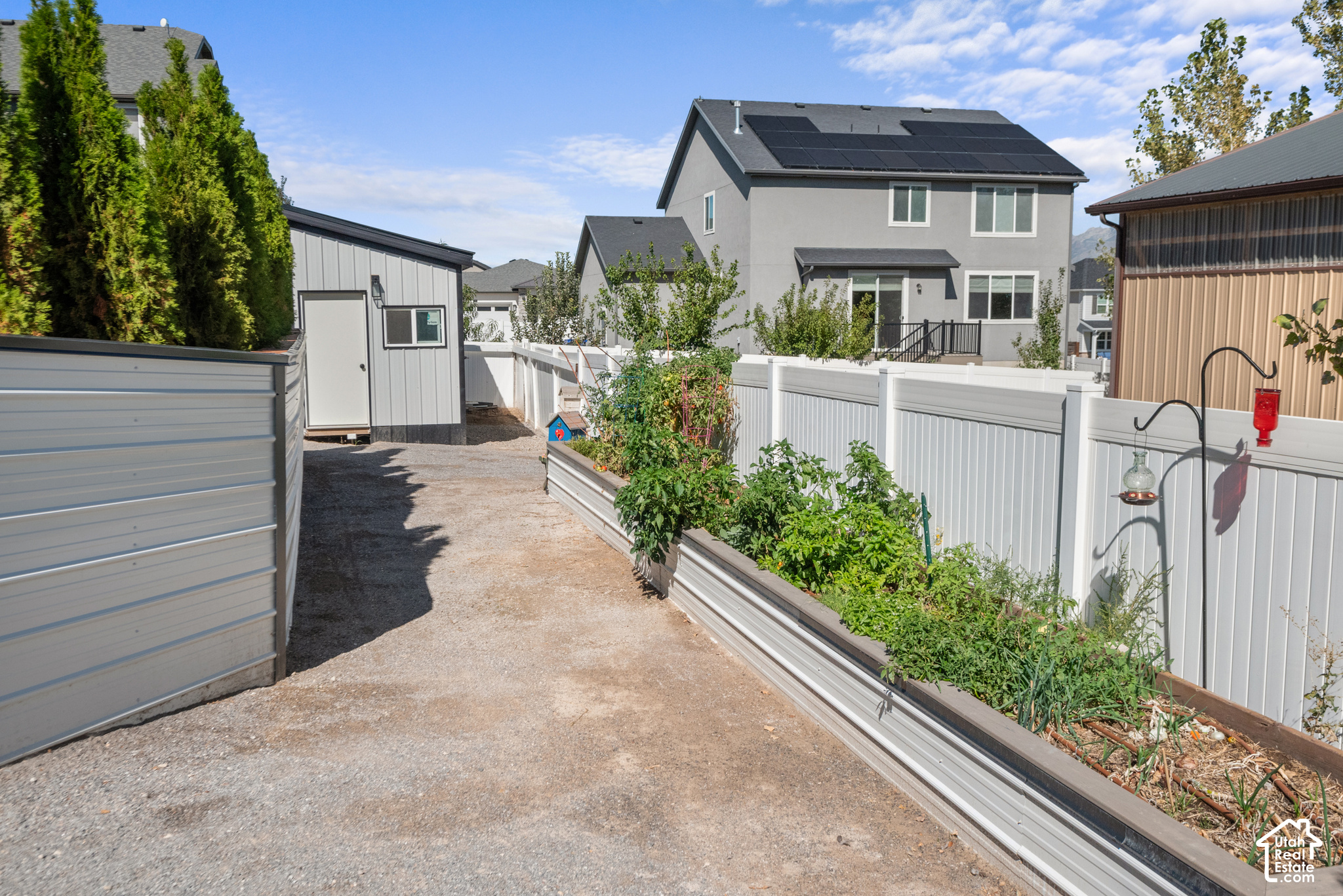 main property photo 44