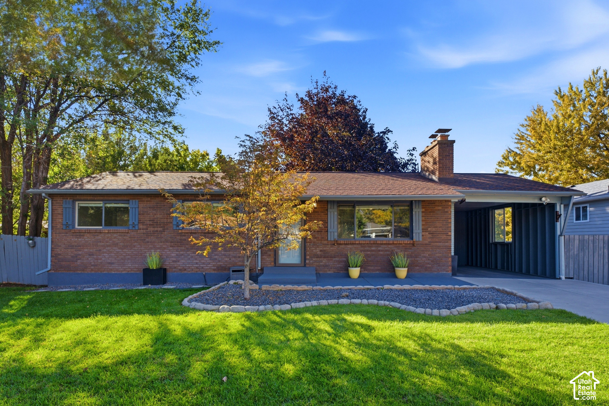 main property photo 35
