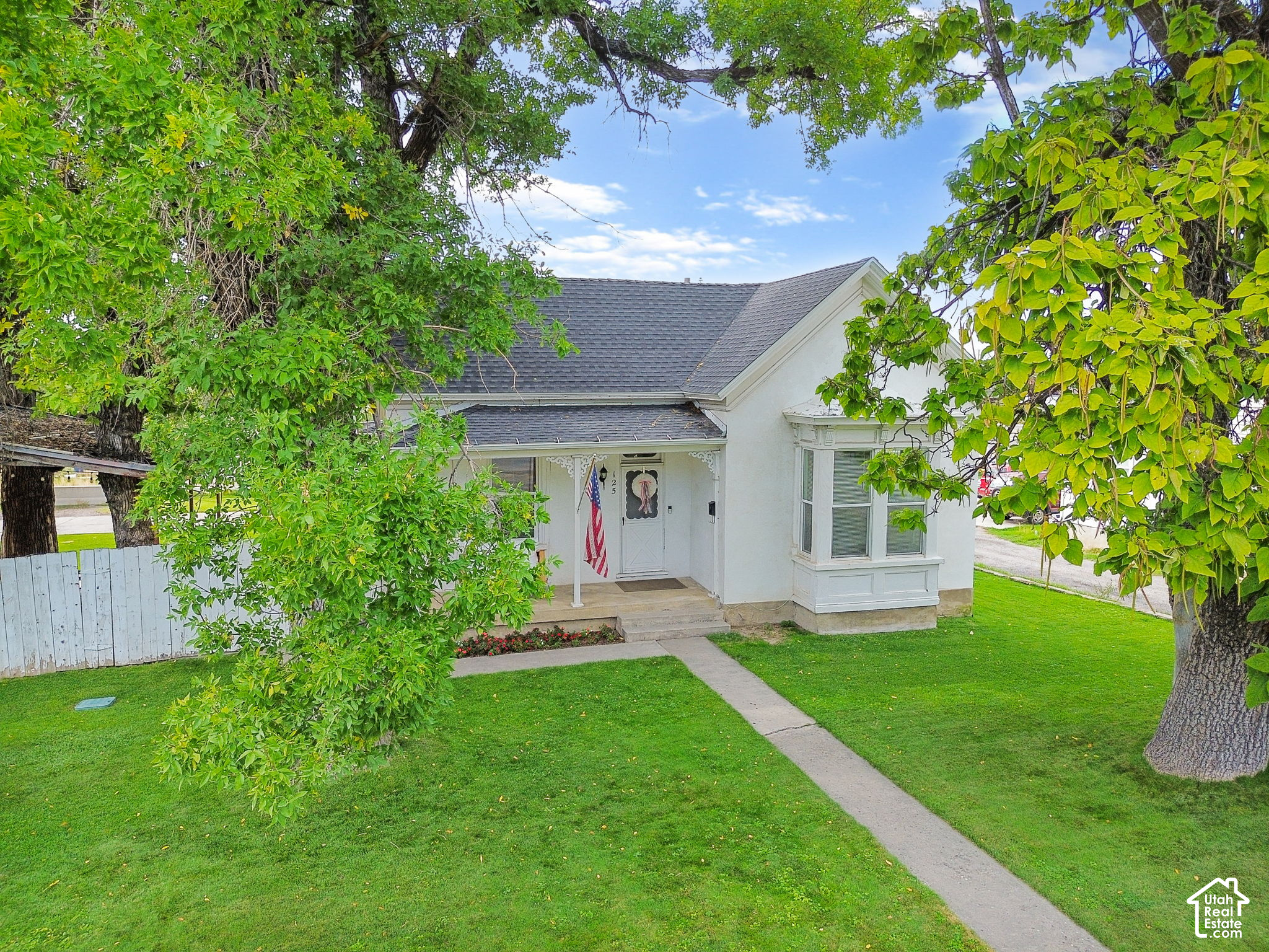 main property photo 0