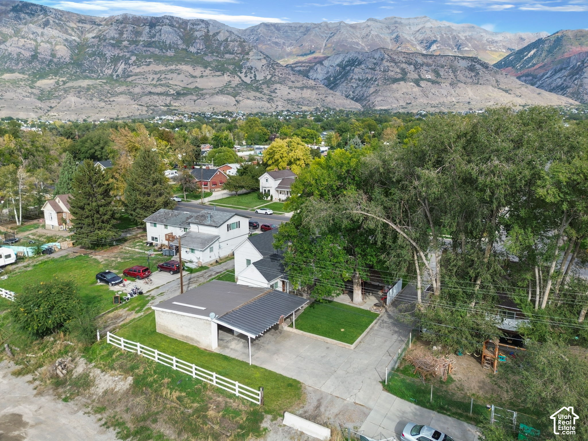 main property photo 17