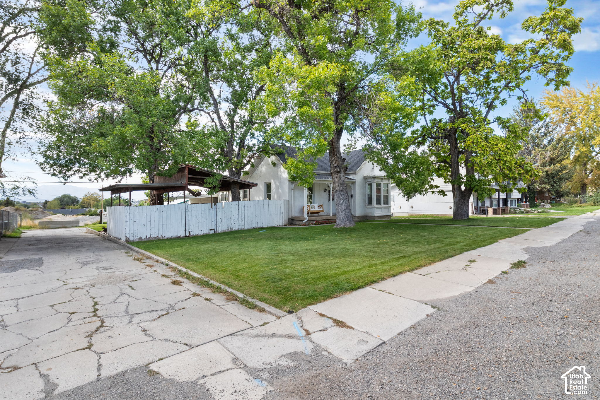 main property photo 21