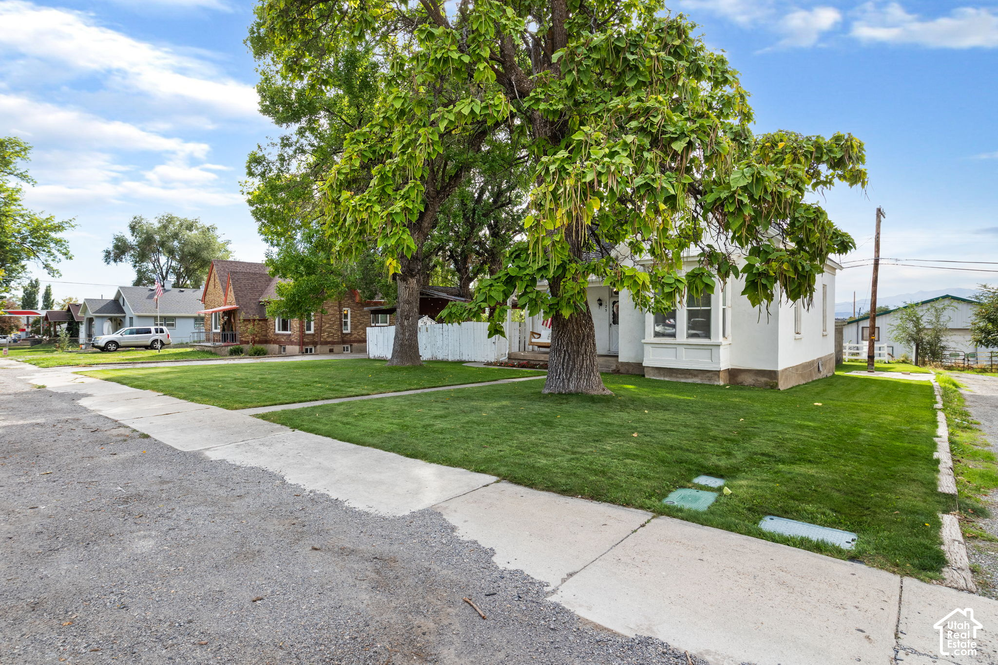 main property photo 22