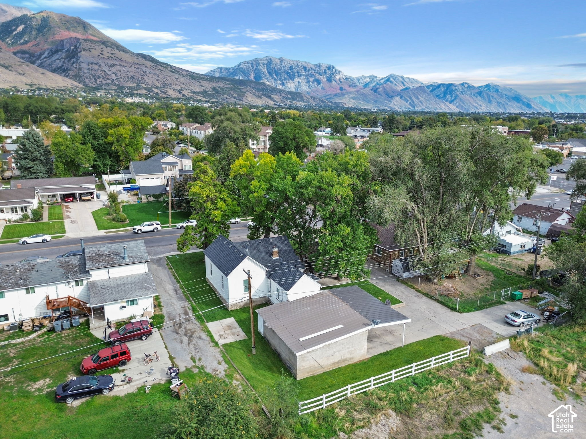main property photo 27