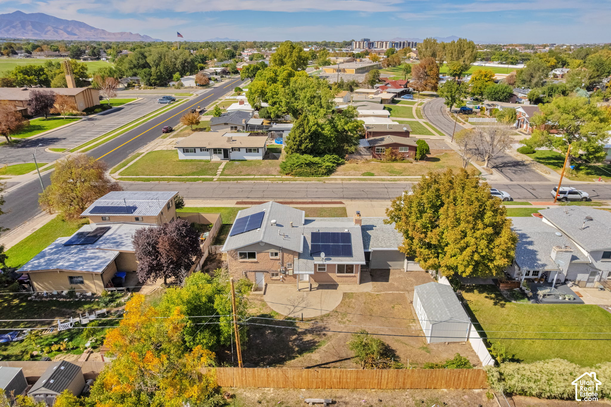 main property photo 27