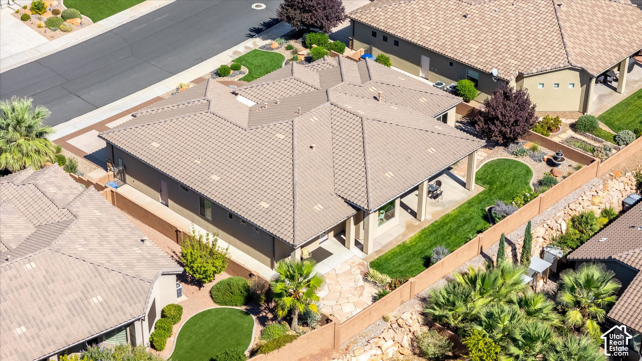 main property photo 51