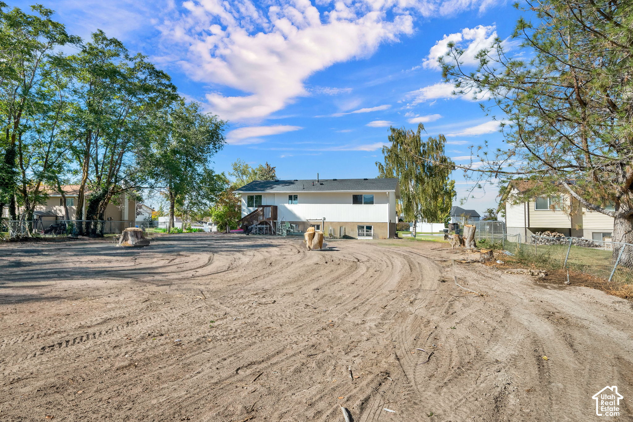 main property photo 21