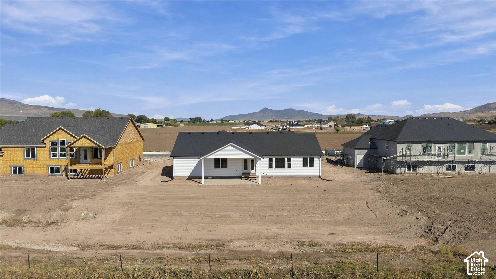 main property photo 51