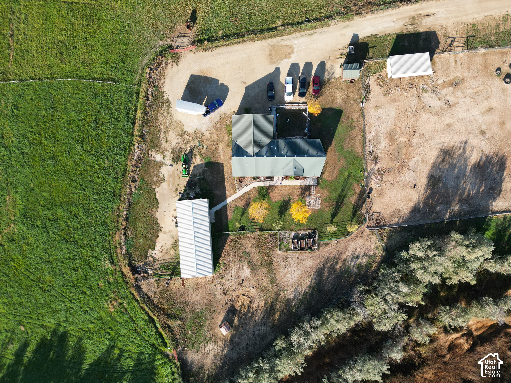 main property photo 3