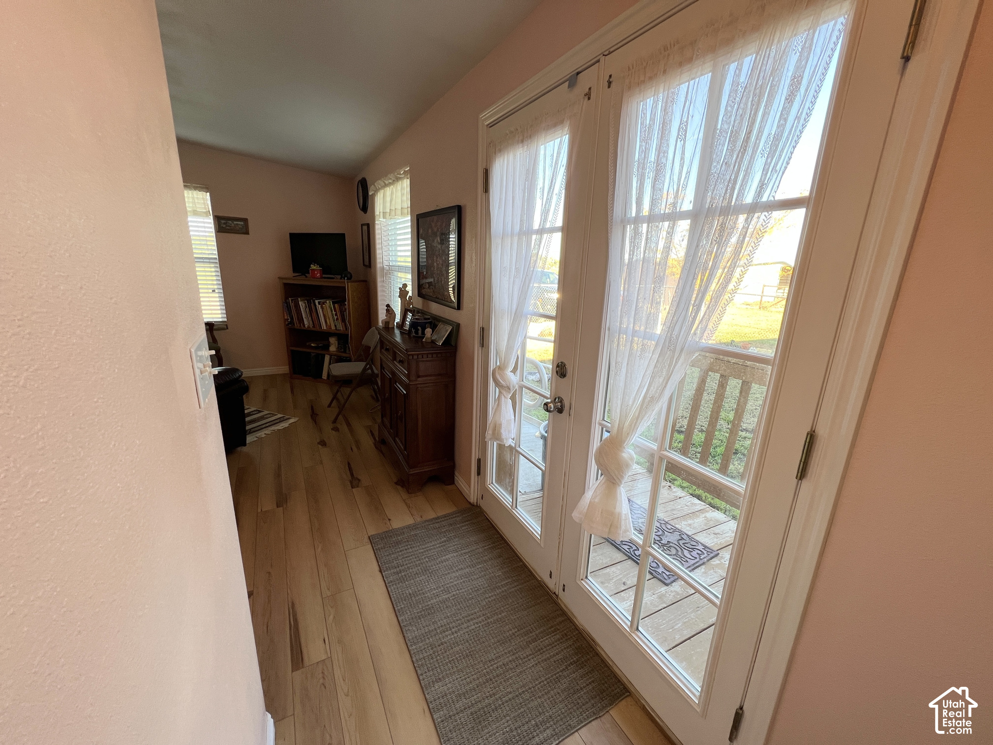 main property photo 31