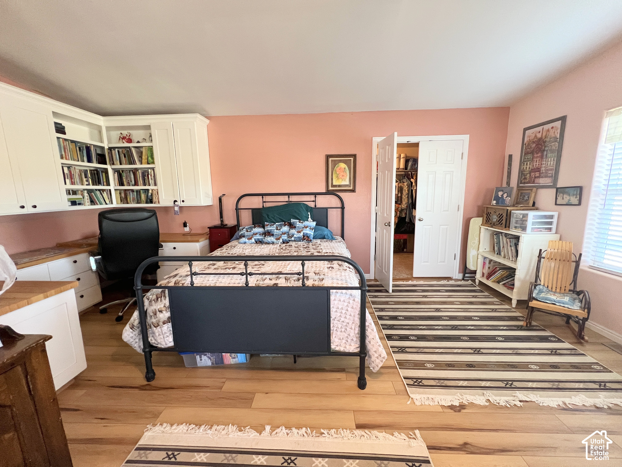 main property photo 36
