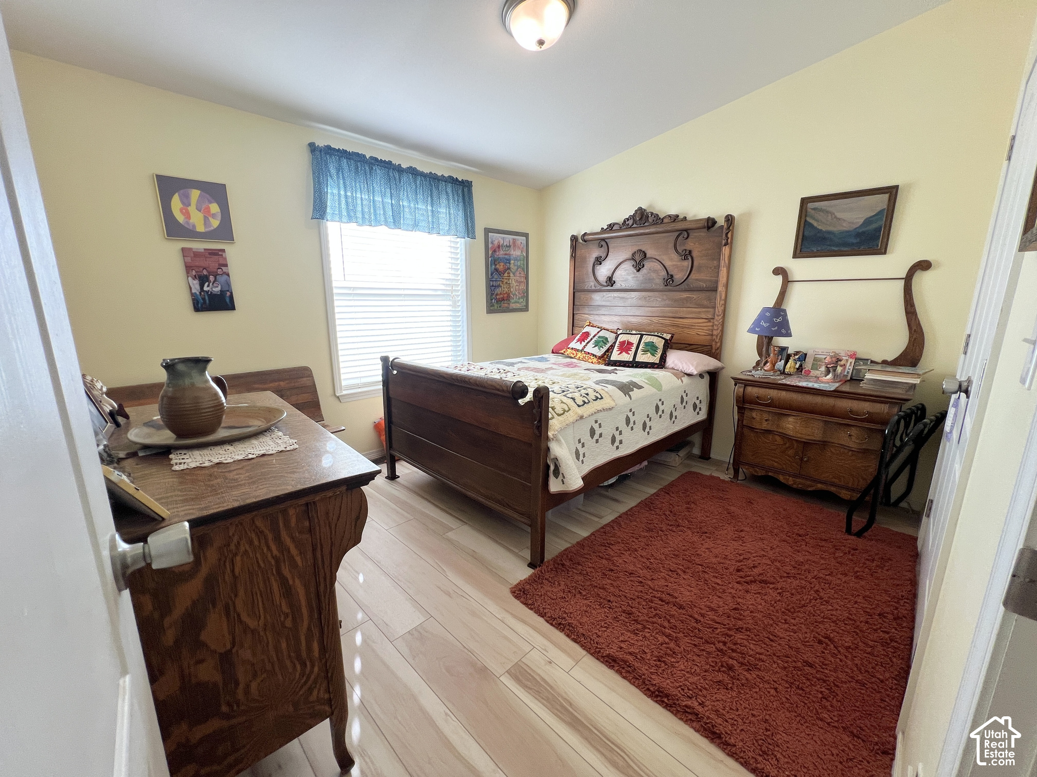 main property photo 50