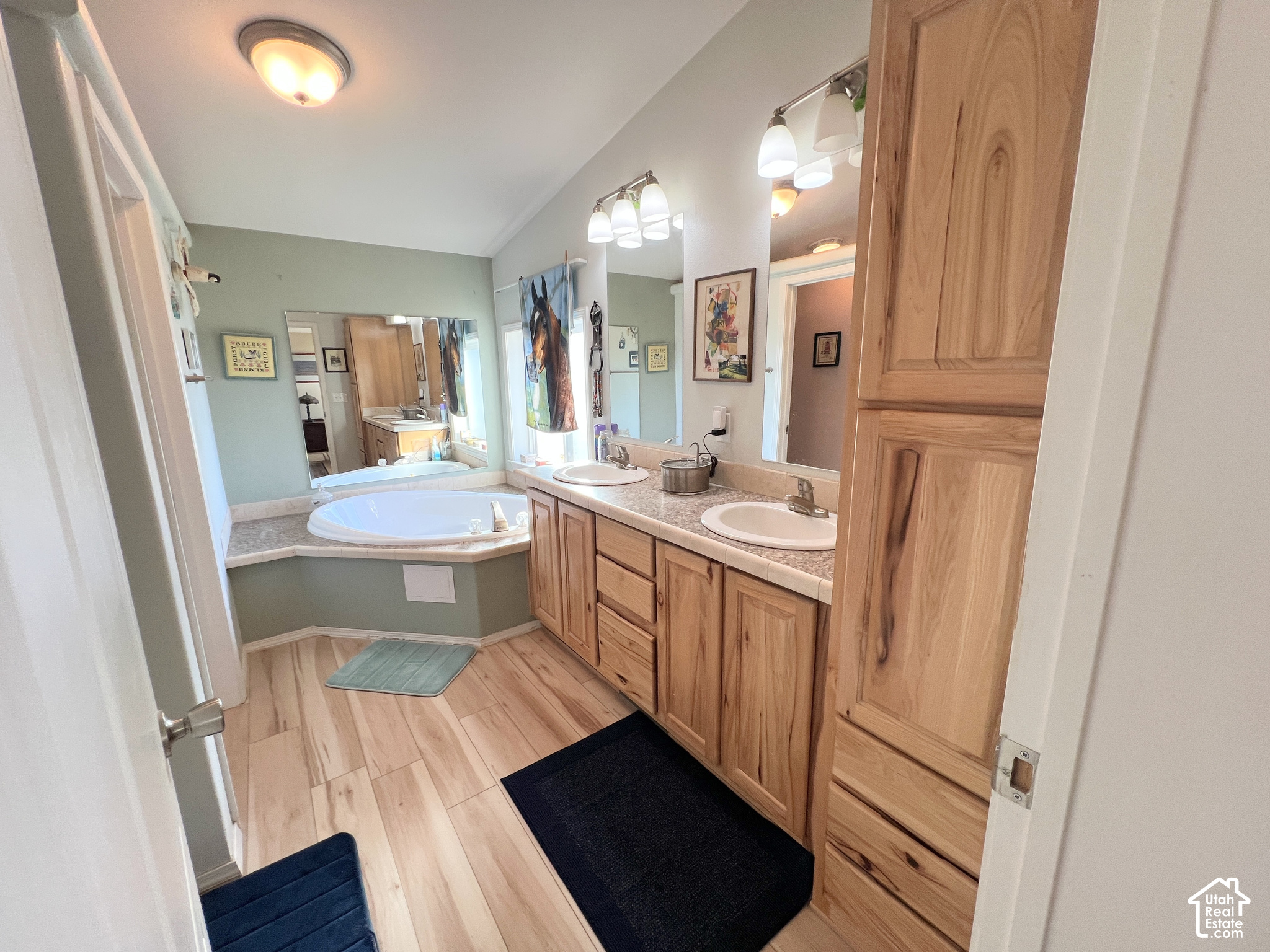 main property photo 59