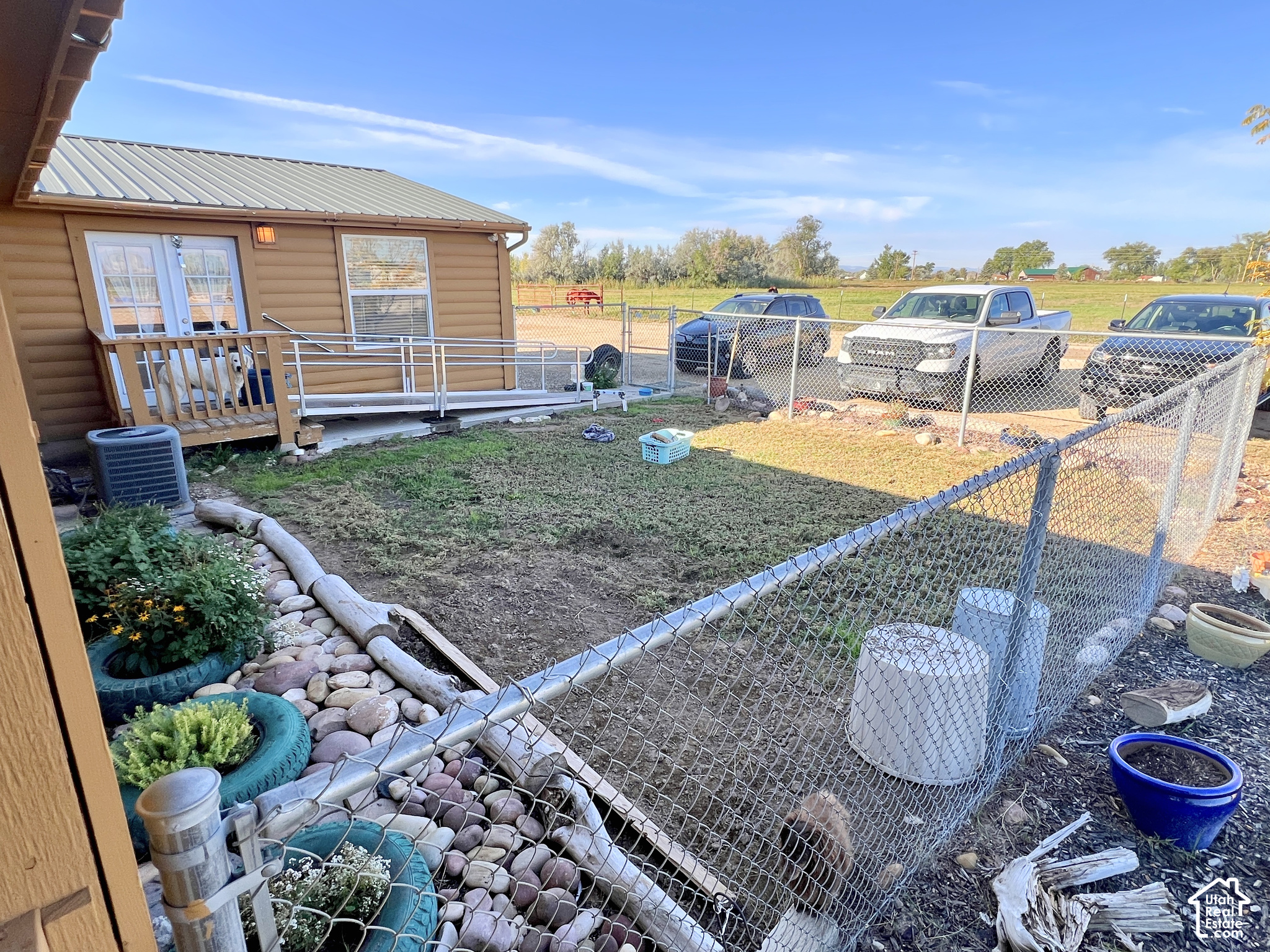 main property photo 78